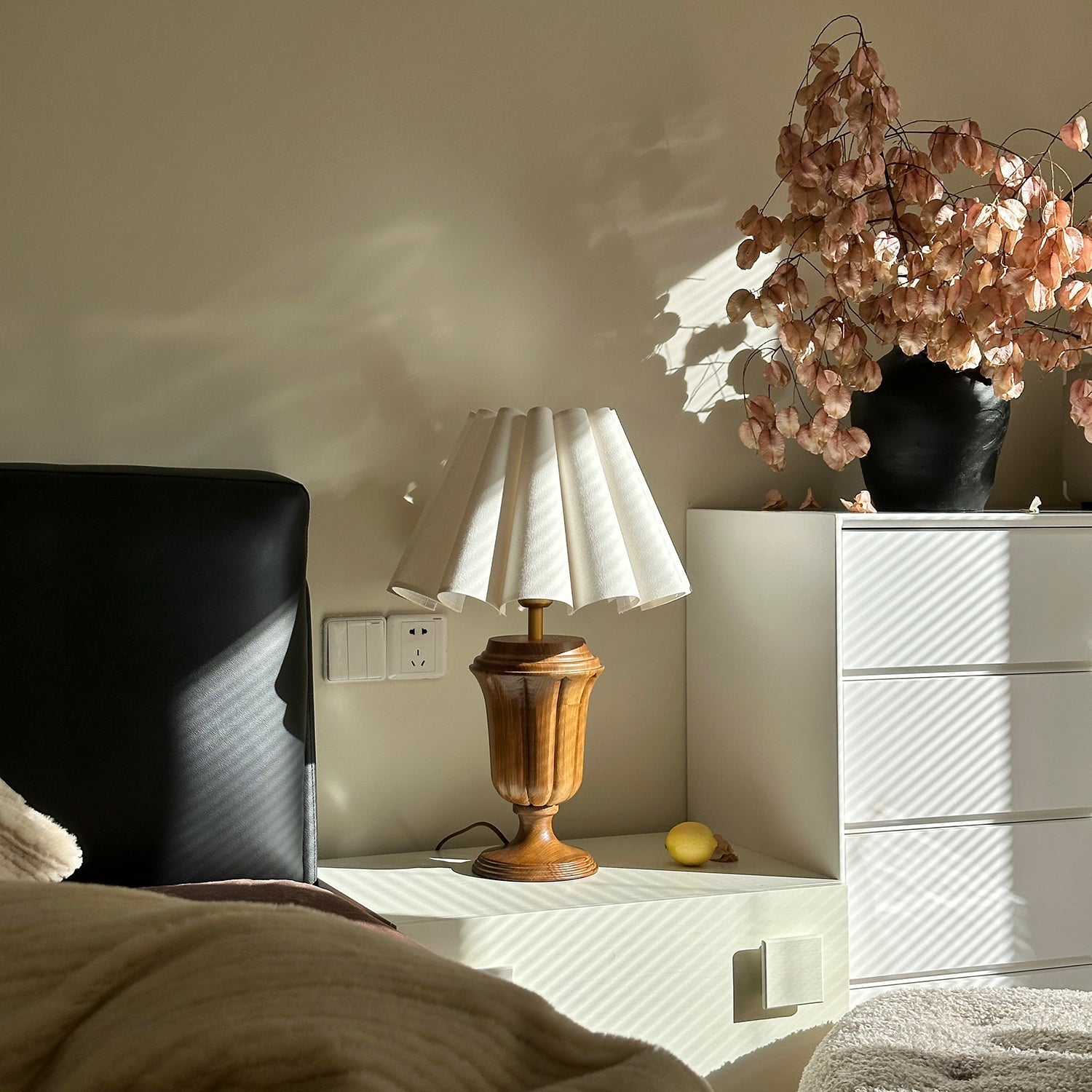 florence-tulip-table-lamp-anzaz-Walnut Color-4