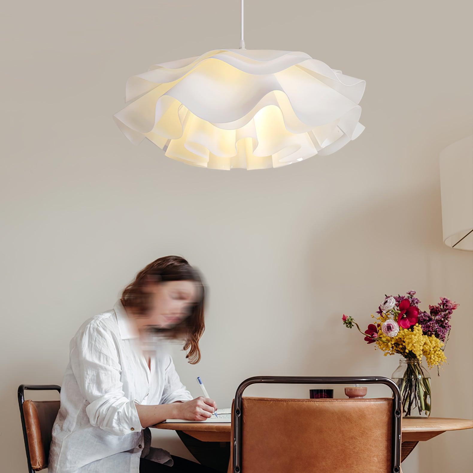 flower-shaped-white-pendant-lamp-anzaz--23