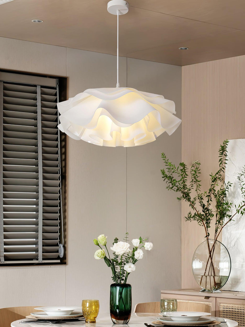 flower-shaped-white-pendant-lamp-anzaz--9
