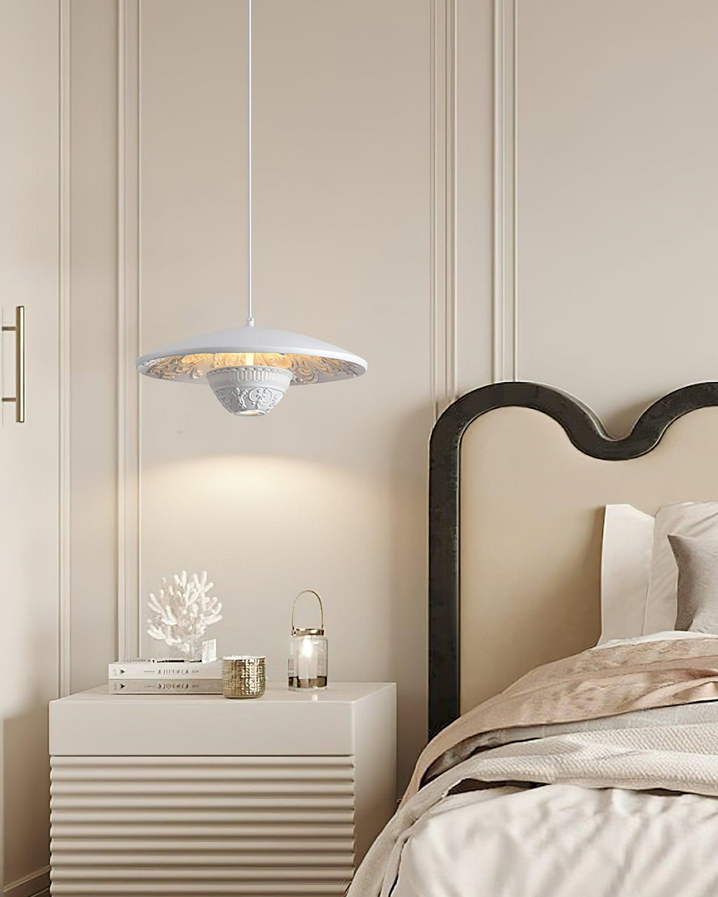flying-saucer-resin-pendant-lamp-anzaz--5