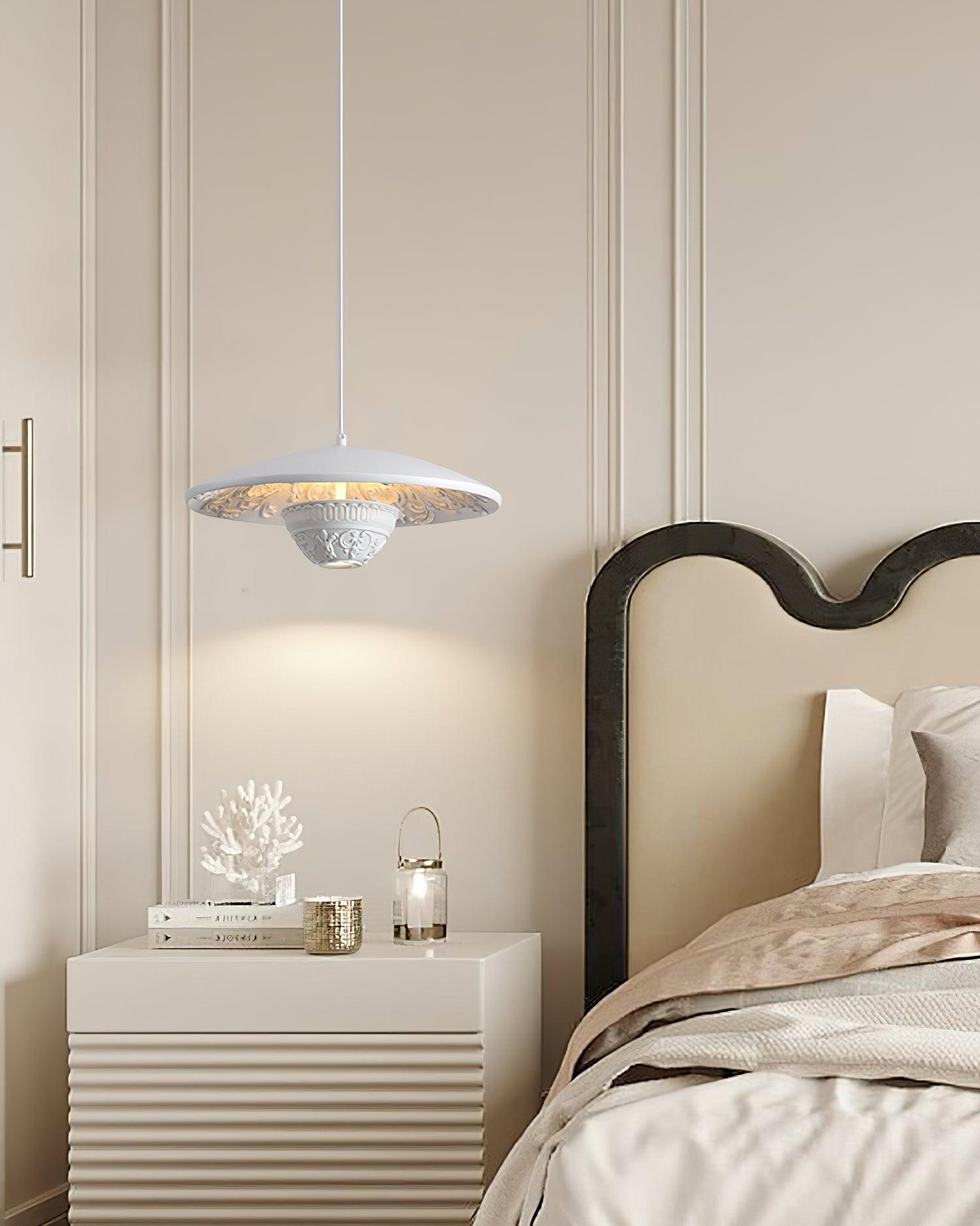flying-saucer-resin-pendant-lamp-anzaz--5