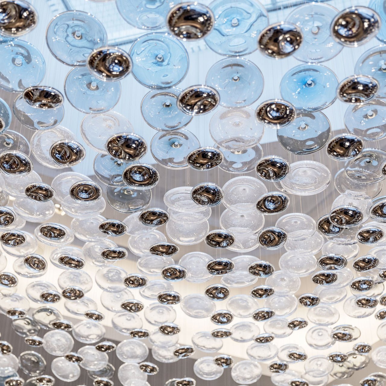 flying-surge-chandelier-anzaz--6