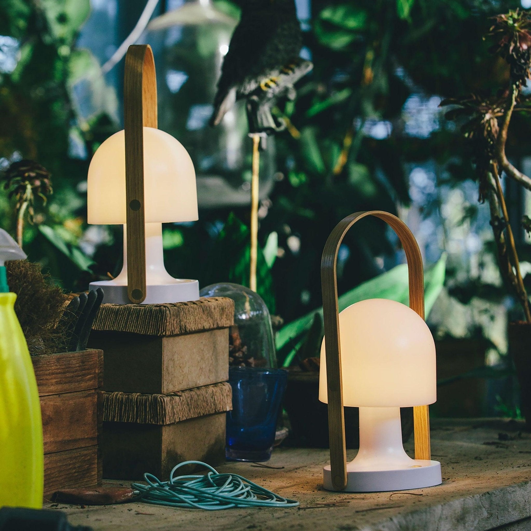 follow-me-table-lamp-anzaz--8