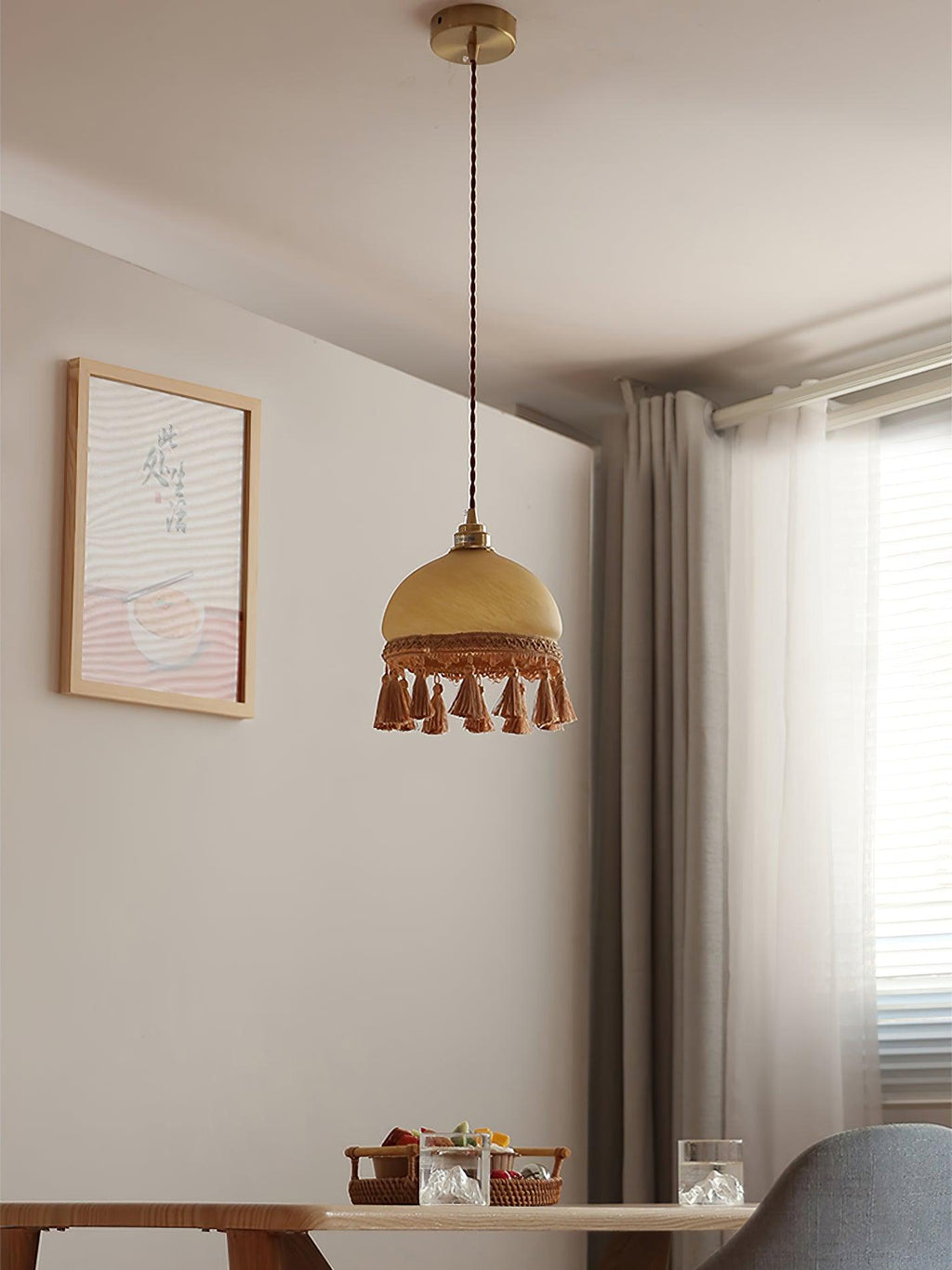 french-tassels-brass-pendant-light-anzaz--10