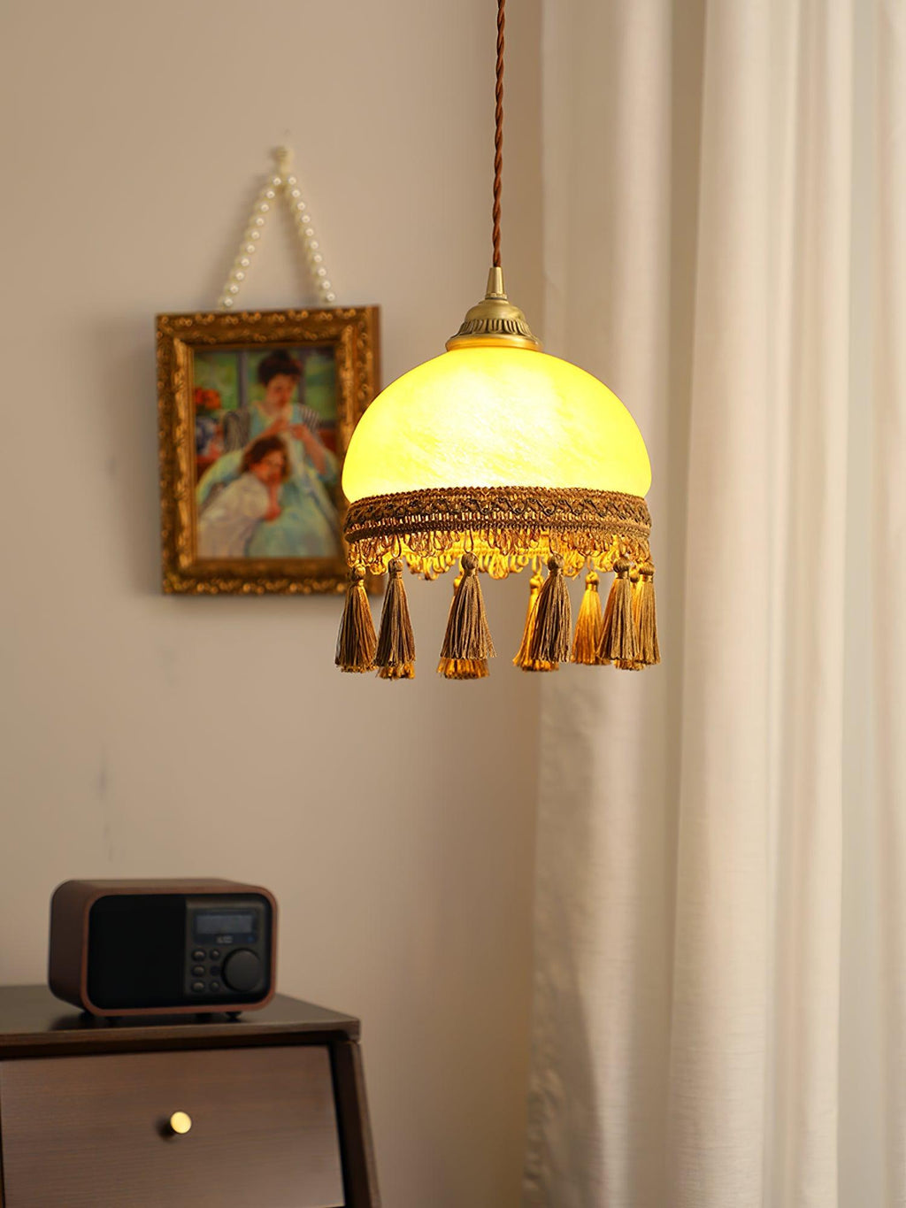 french-tassels-brass-pendant-light-anzaz--16