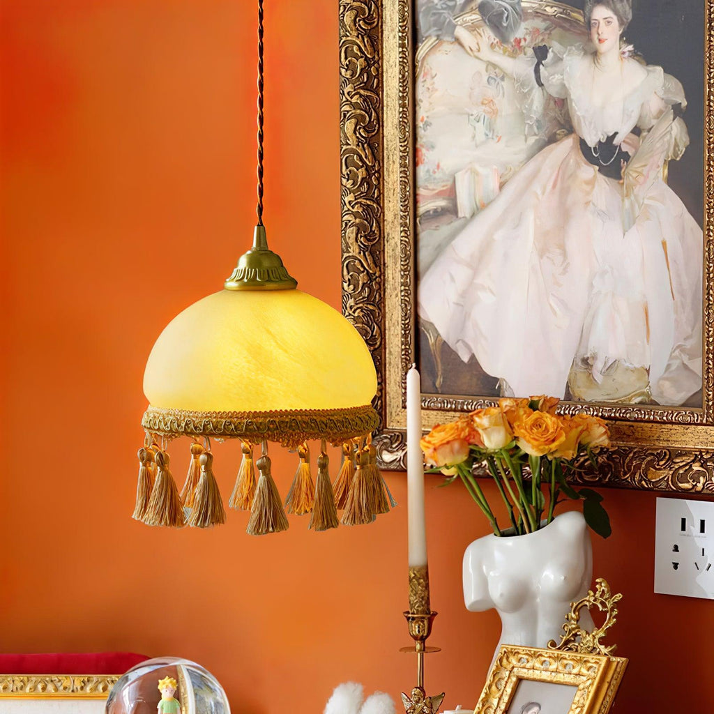 french-tassels-brass-pendant-light-anzaz--9