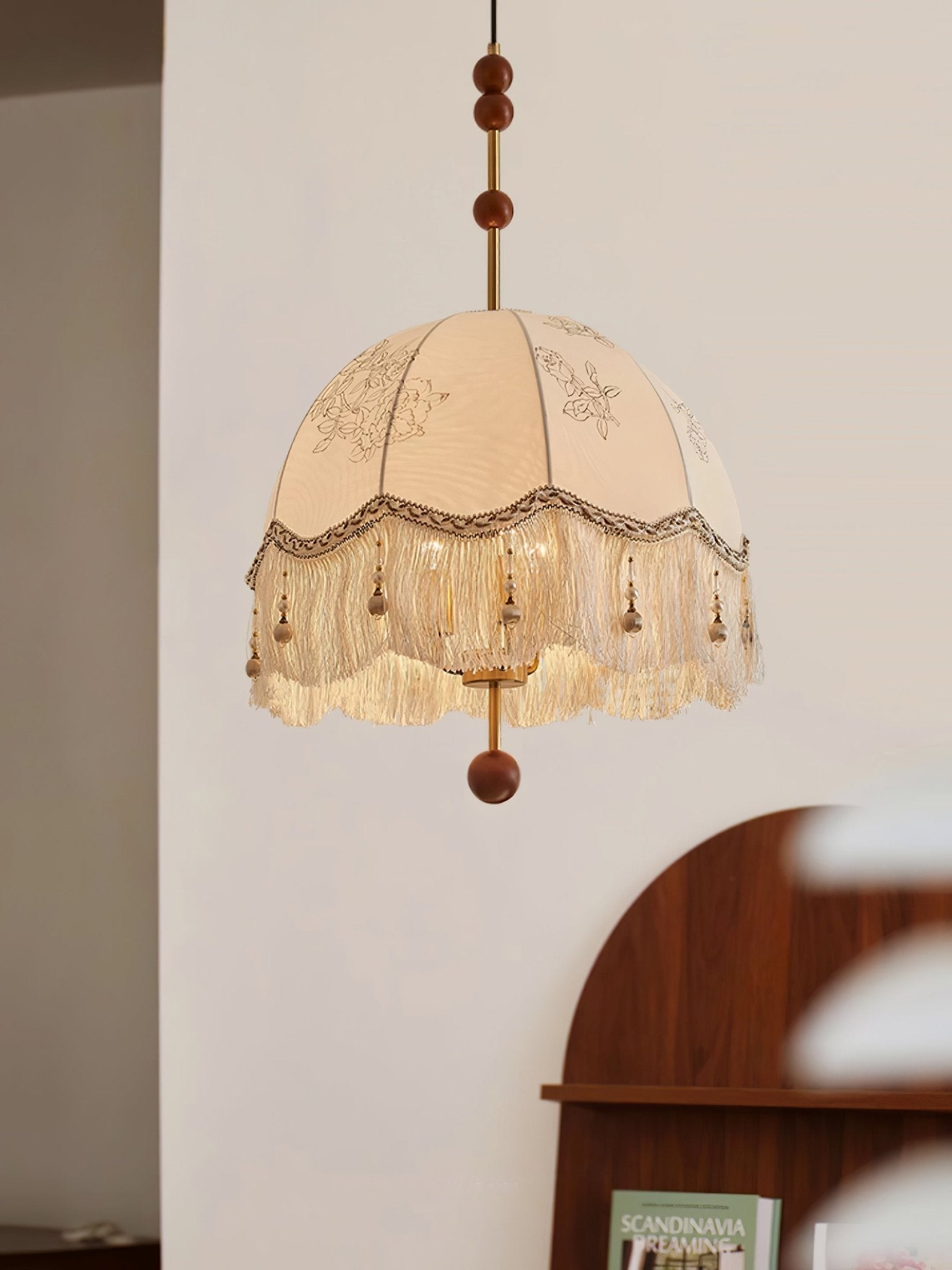 frill-fringe-pendant-lamp-anzaz--2