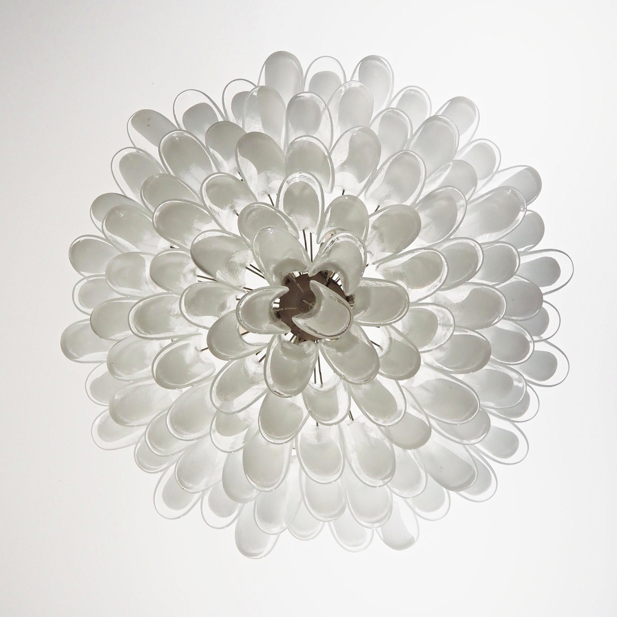 petal-frosted-white-murano-chandelier-anzaz--6