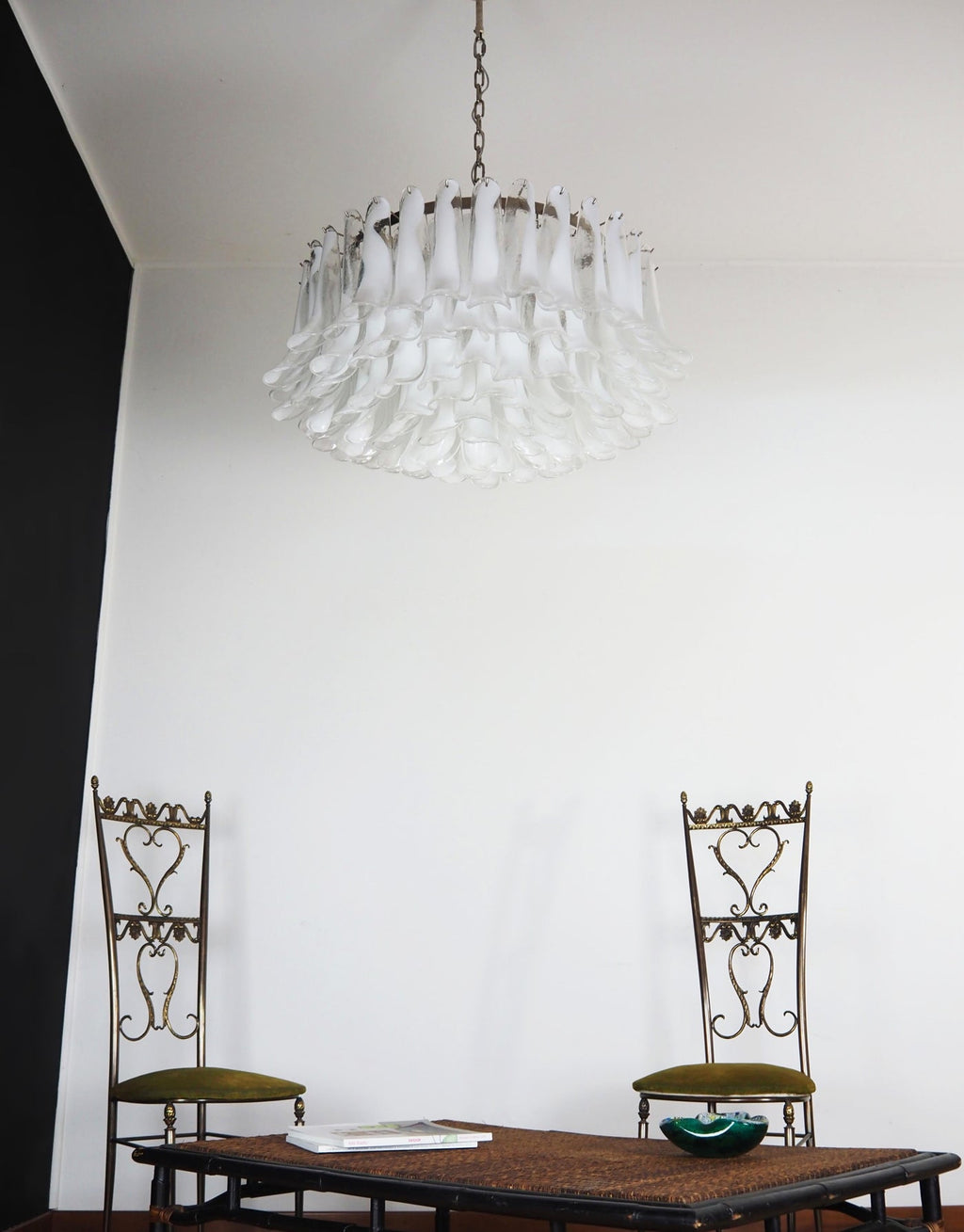 petal-frosted-white-murano-chandelier-anzaz--7