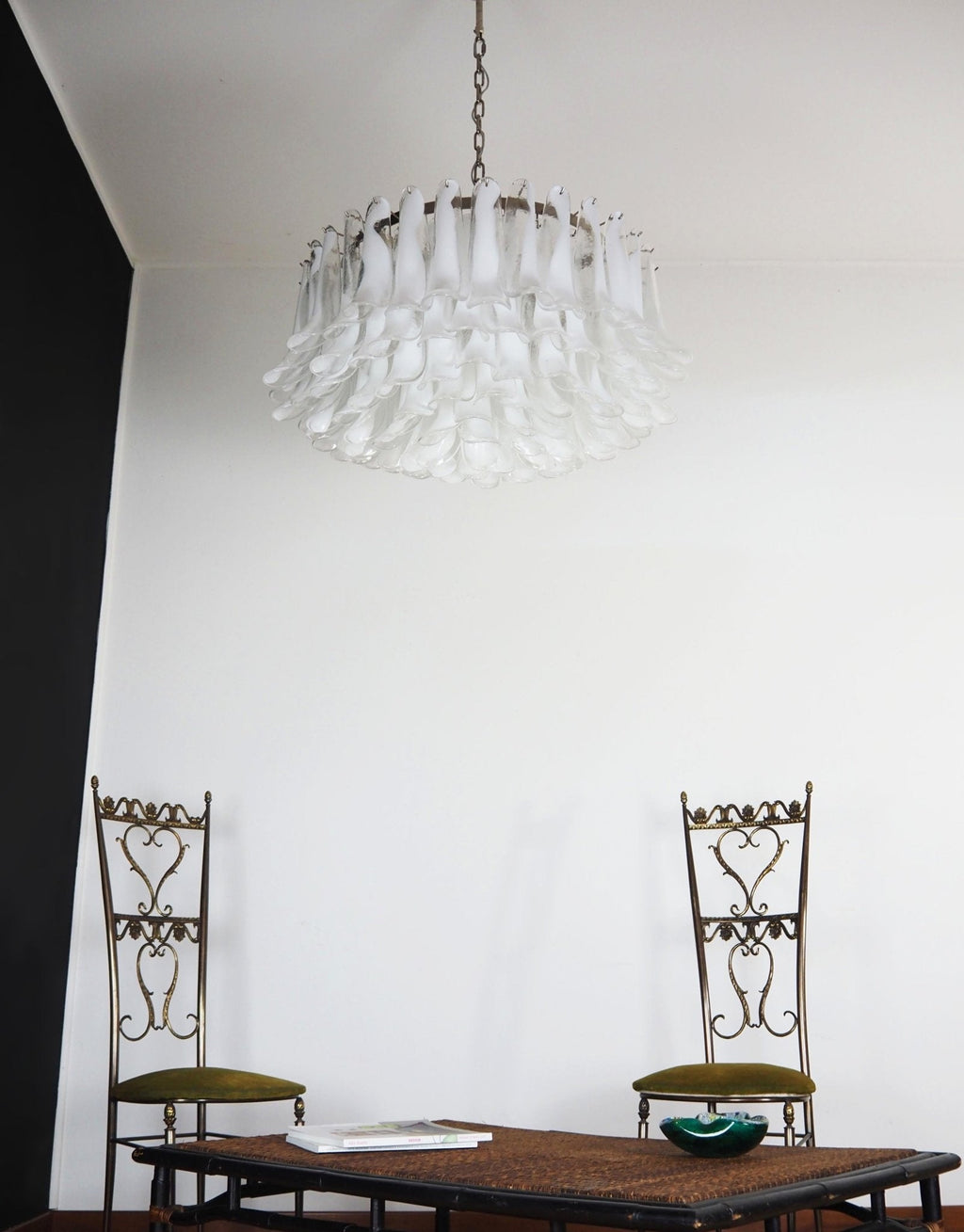 petal-frosted-white-murano-chandelier-anzaz--8