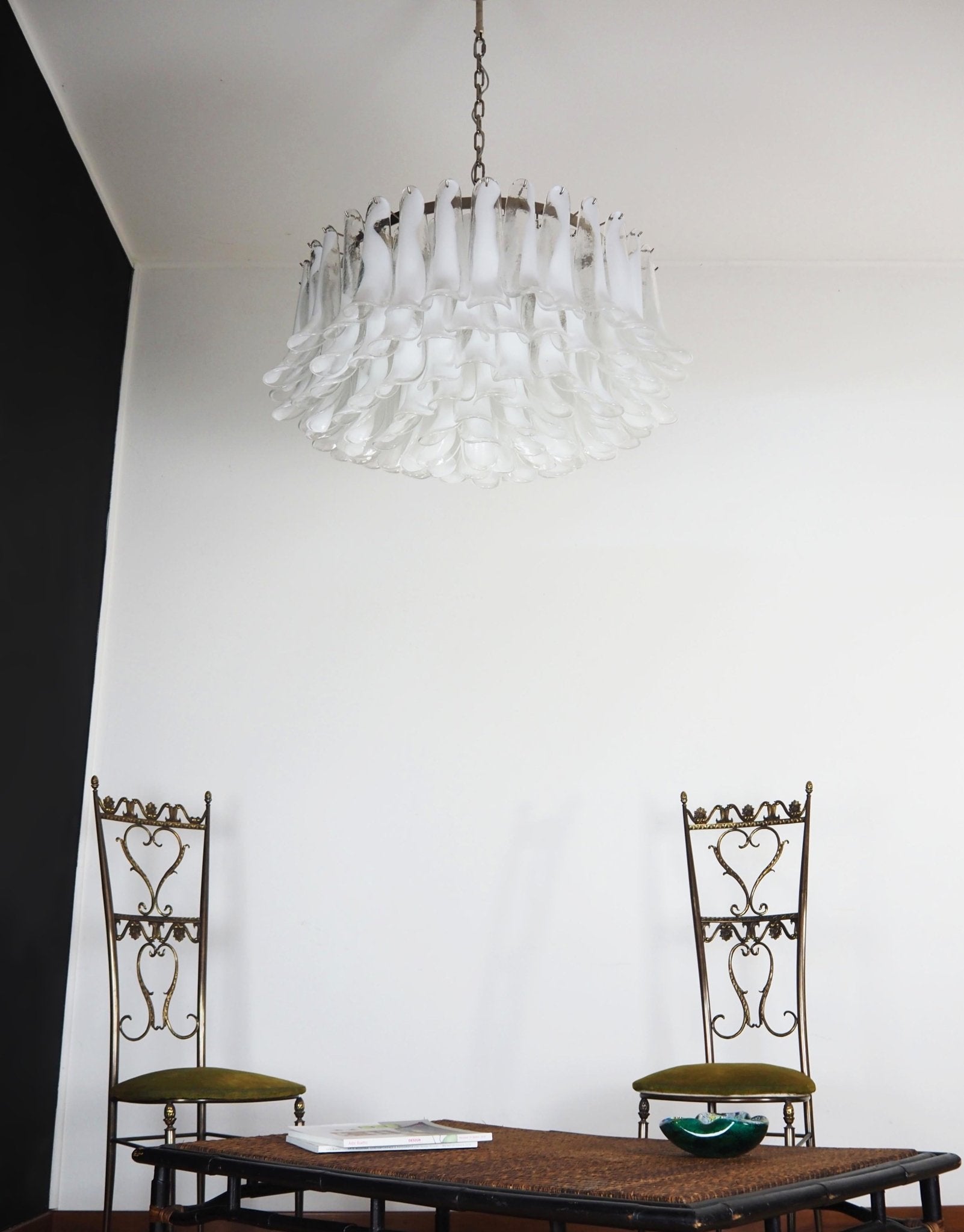 petal-frosted-white-murano-chandelier-anzaz--8