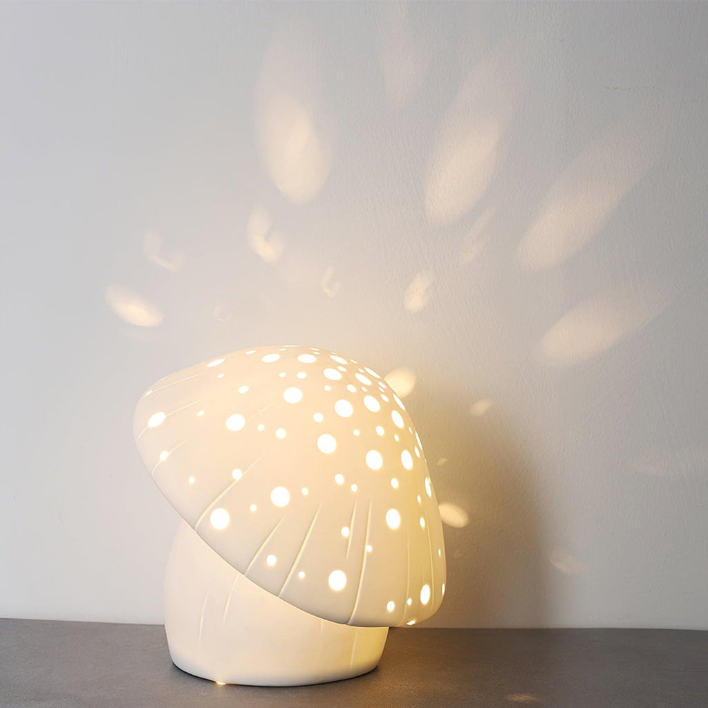 fungo-white-table-lamp-anzaz--17