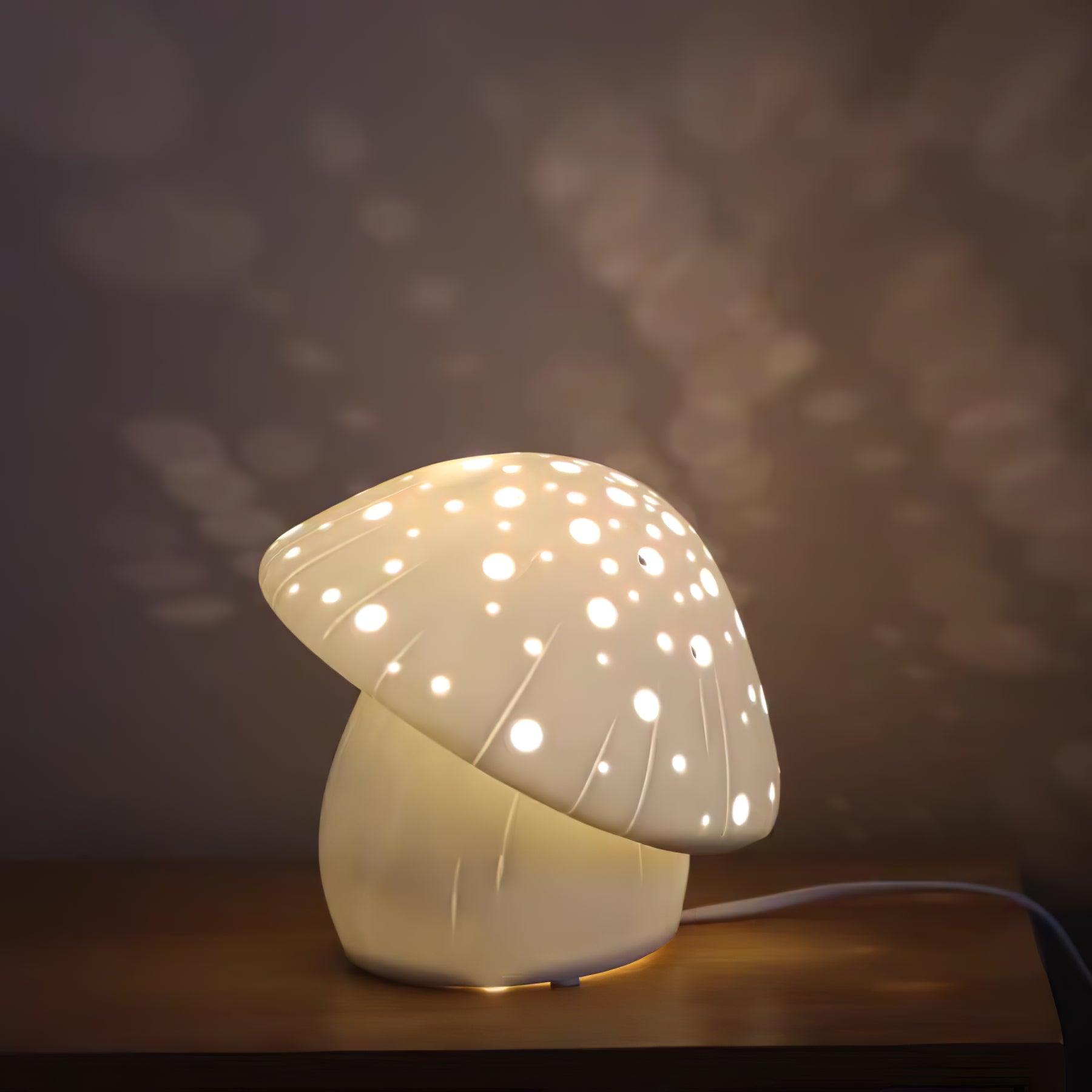fungo-white-table-lamp-anzaz--12