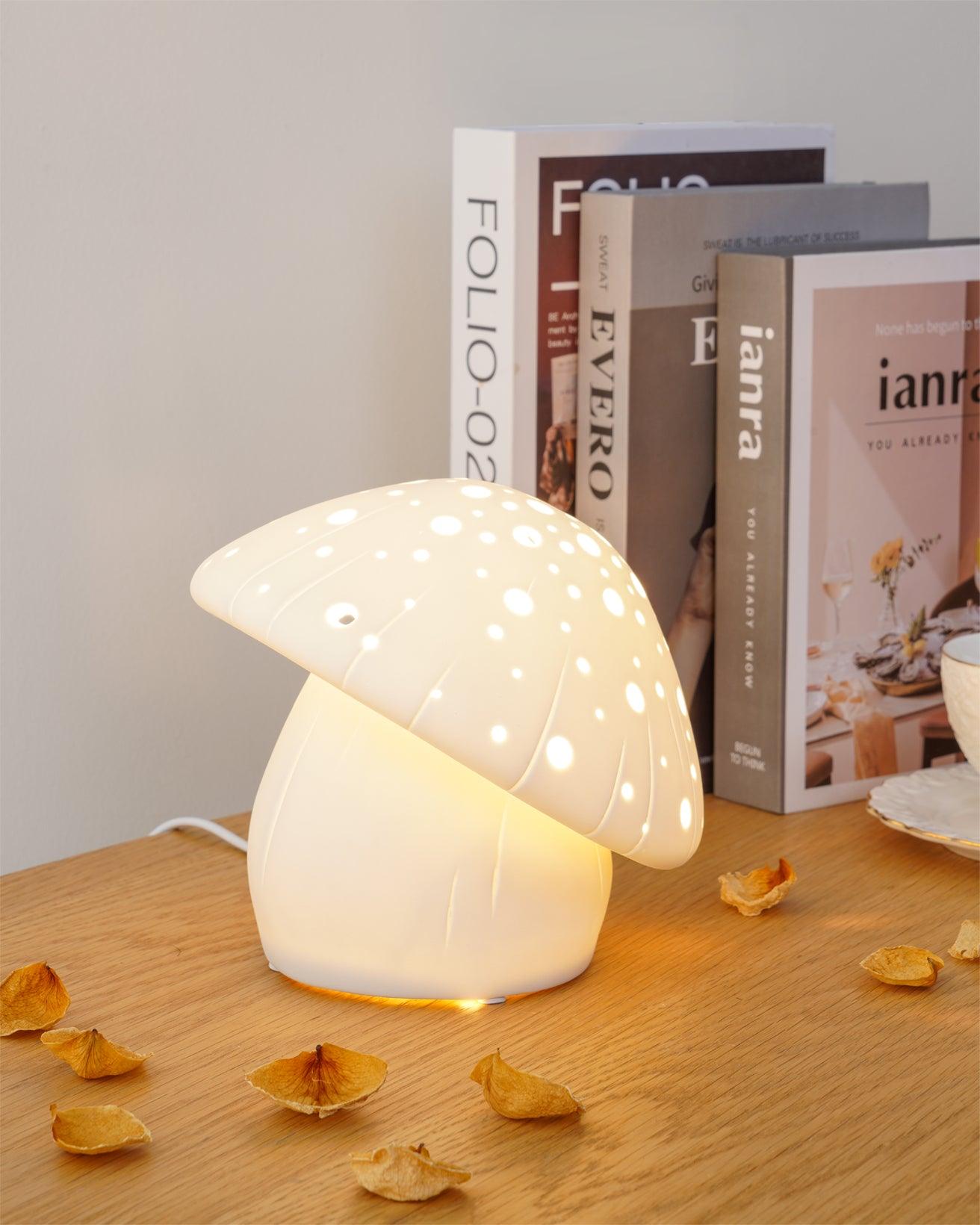 fungo-white-table-lamp-anzaz--9