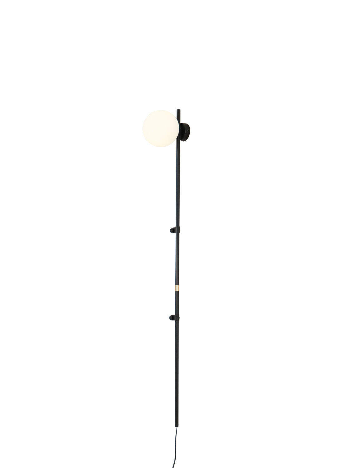 funiculi-plug-in-wall-lamp-anzaz--21