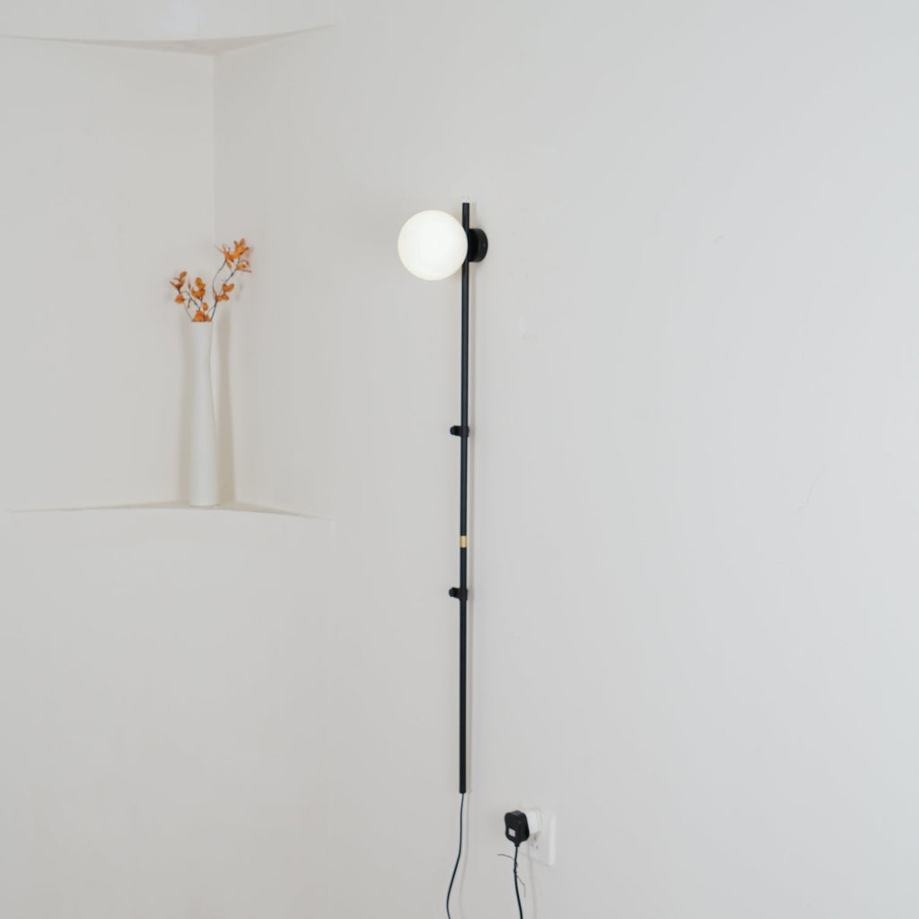 funiculi-plug-in-wall-lamp-anzaz--15