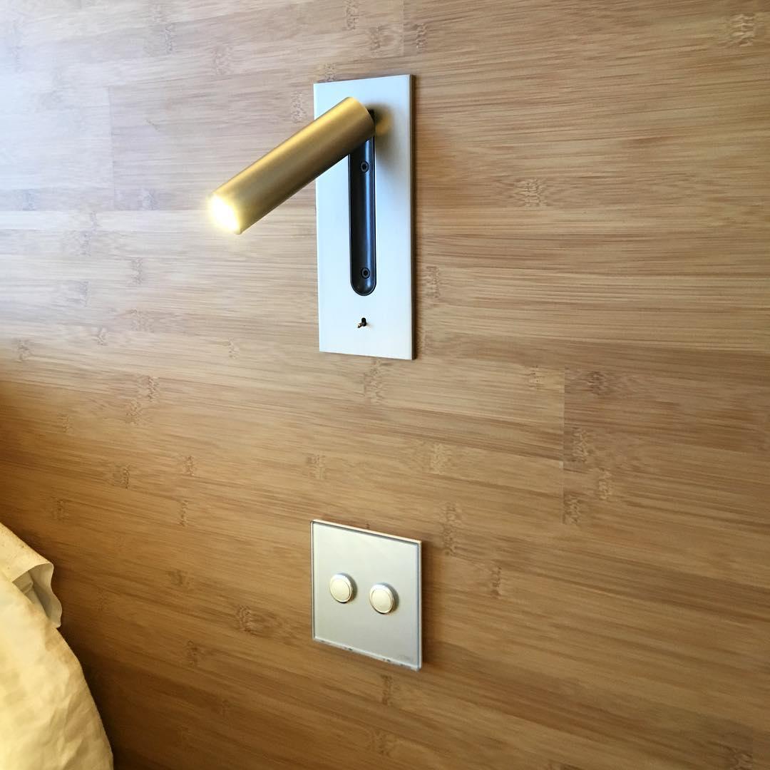 folded-back-bedside-wall-lamp-anzaz--7