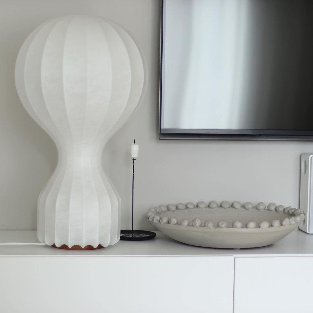 gatto-table-lamp-anzaz-White lamp body + Black base-11