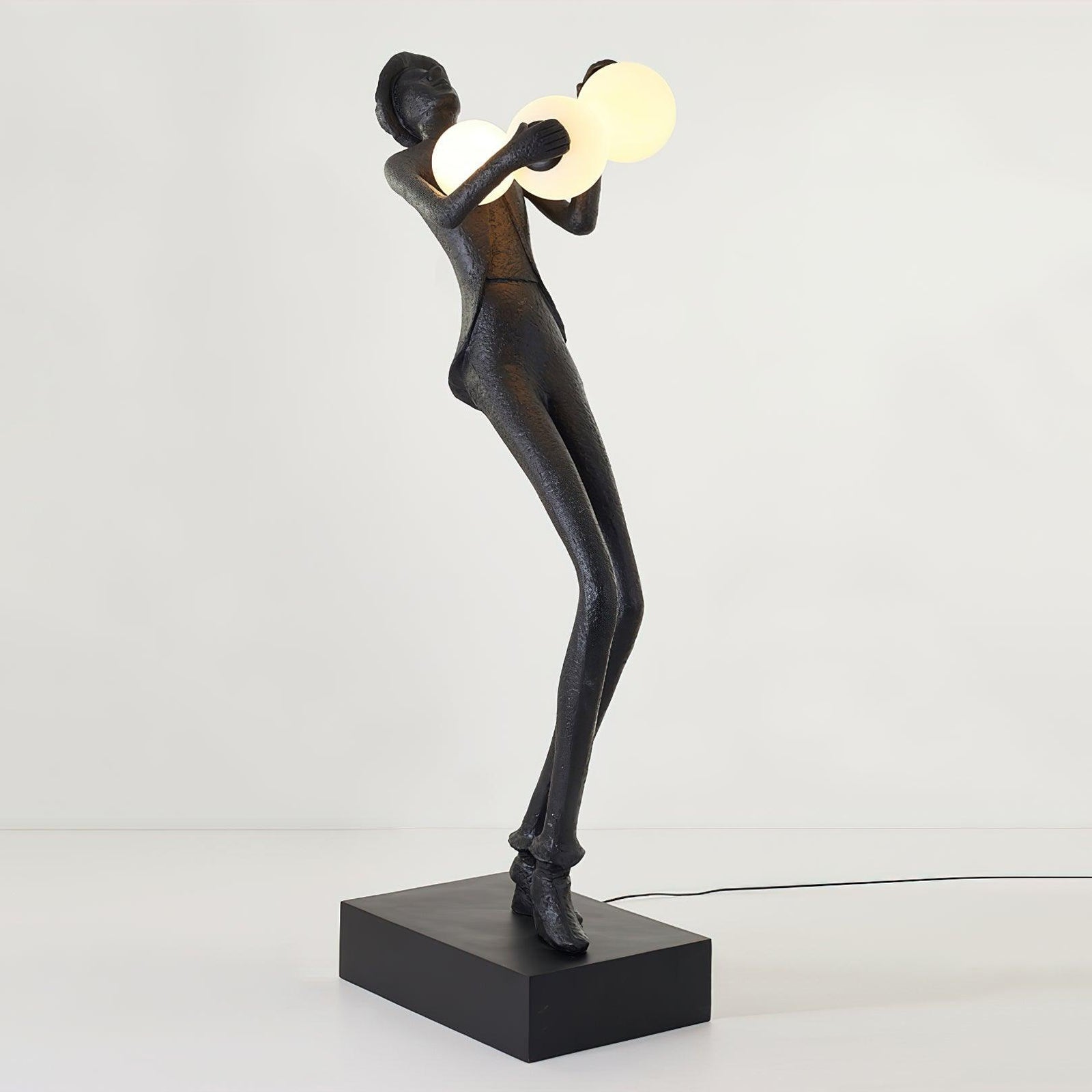 gentleman-sculpture-floor-lamp-anzaz--33