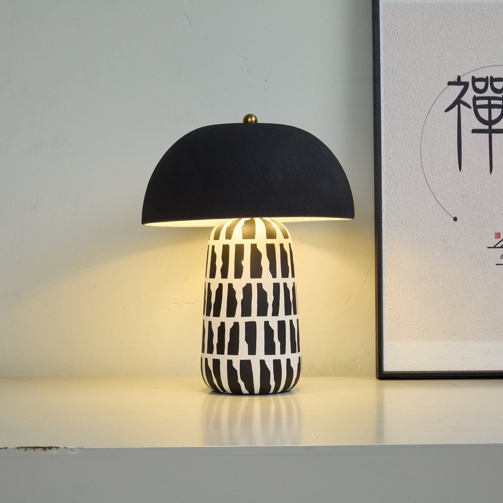 geometric-pattern-ceramic-table-lamp-anzaz-White & Black-2
