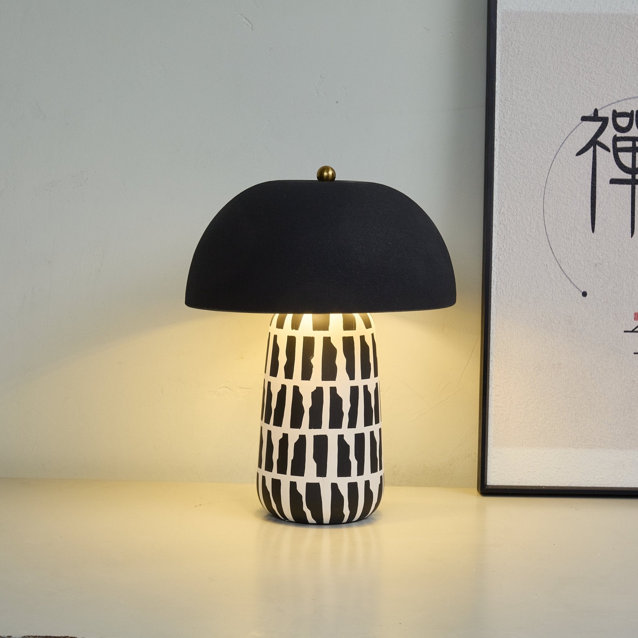 geometric-pattern-ceramic-table-lamp-anzaz-White & Black-3