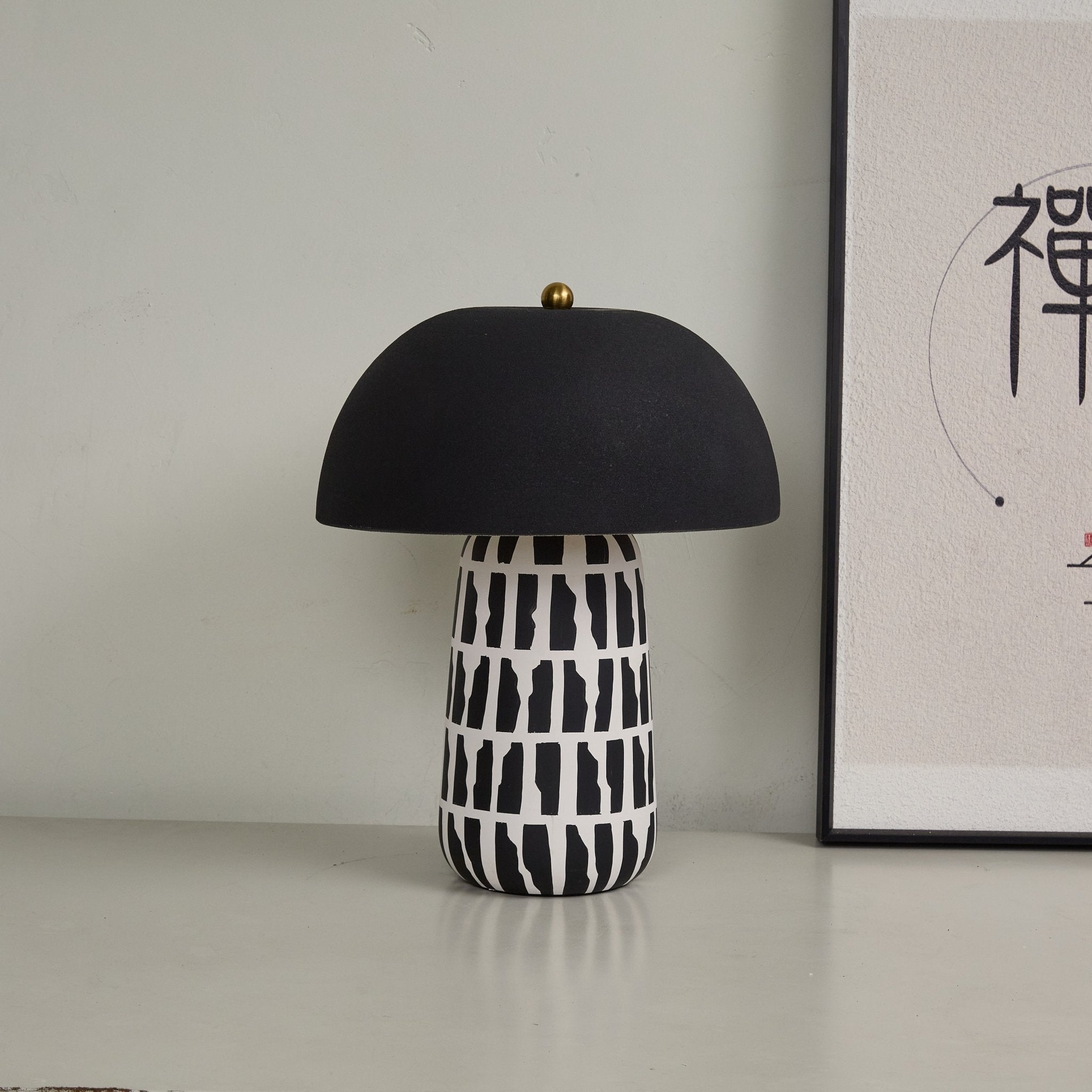 geometric-pattern-ceramic-table-lamp-anzaz-White & Black-4