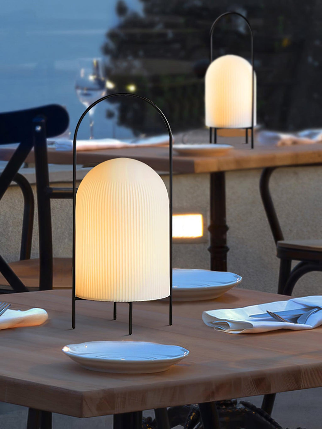 ghost-table-lamp-anzaz--23