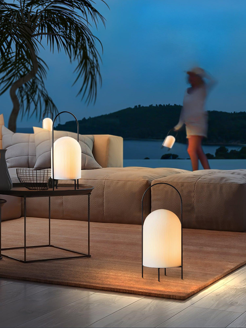 ghost-table-lamp-anzaz--24