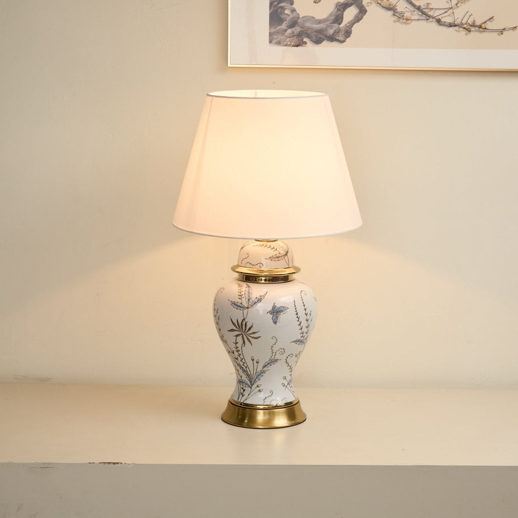 gilt-accented-ceramic-table-lamp-anzaz--7