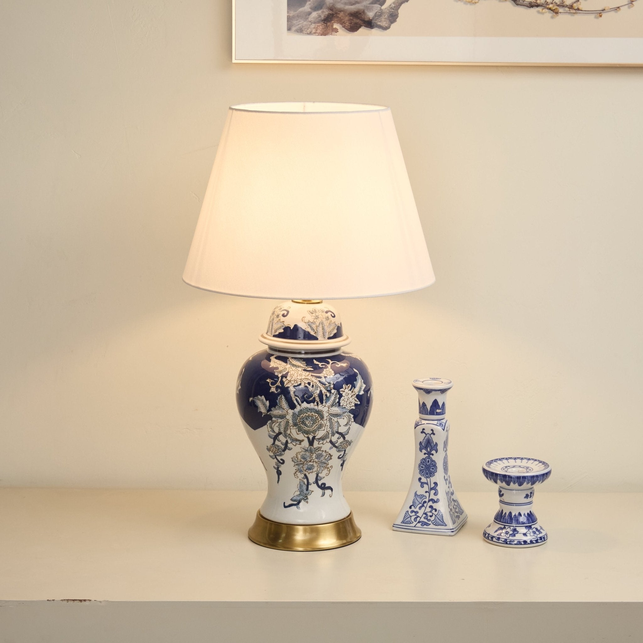 gilt-accented-table-lamp-anzaz-Blue & White-3