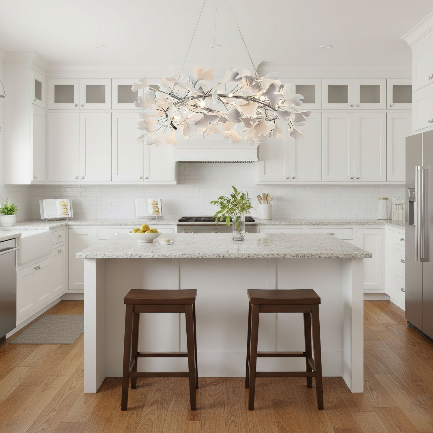gingko-round-chandelier-u-anzaz-Gold+White-7