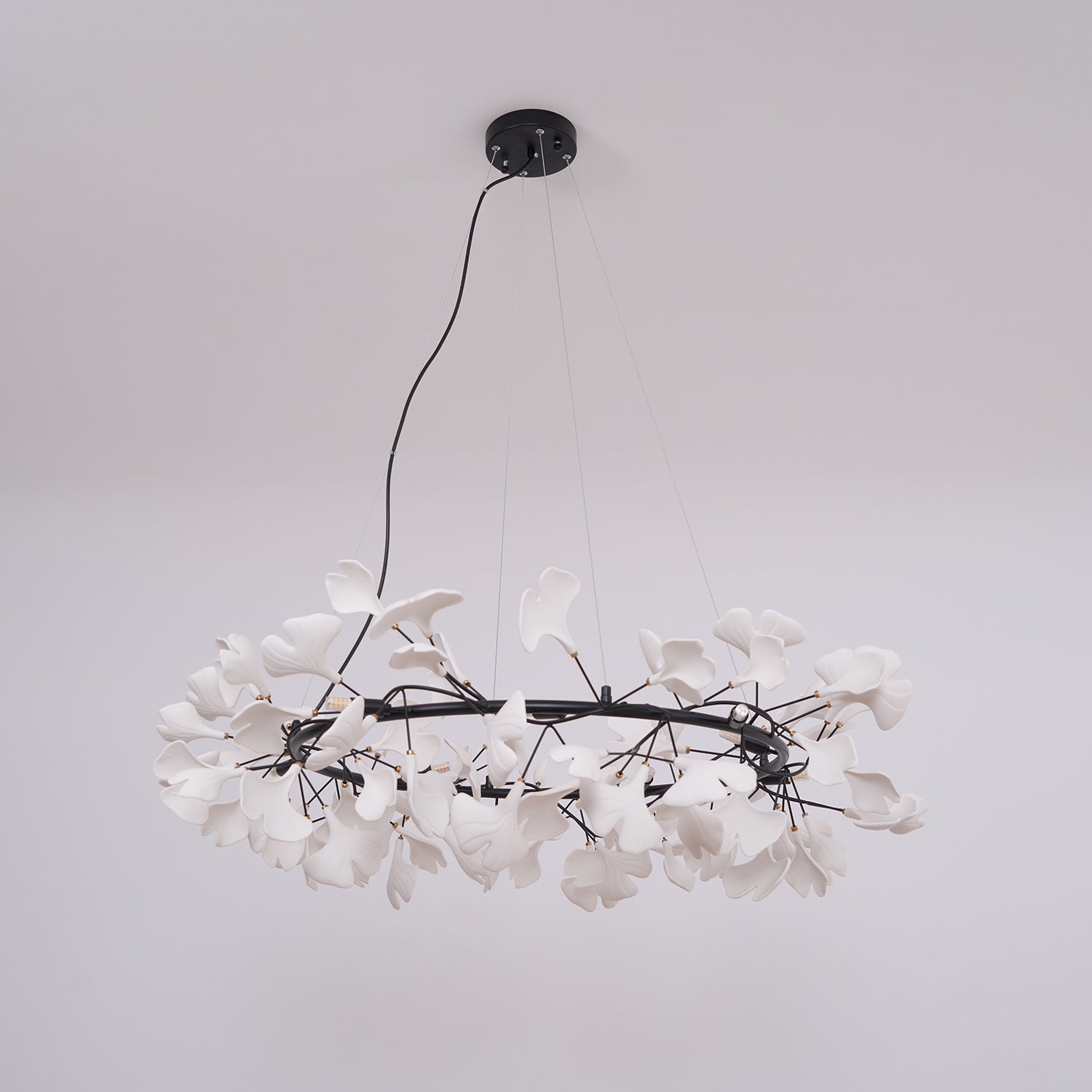 gingko-chandelier-o-anzaz-Gold+White-13