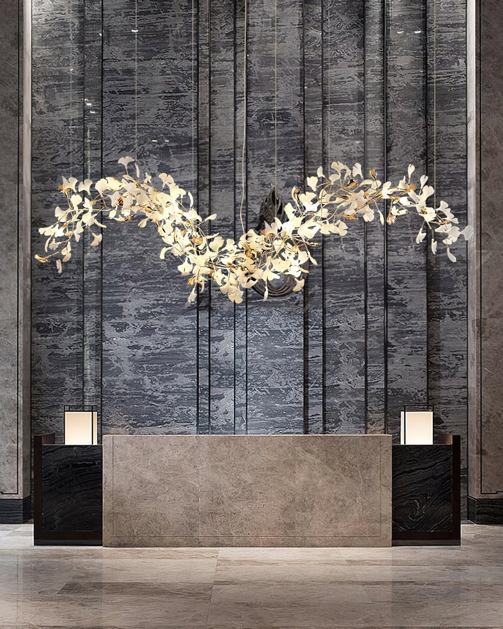 ginkgo-tip-tlying-chandelier-anzaz-White Lampbody + White Leaves-15