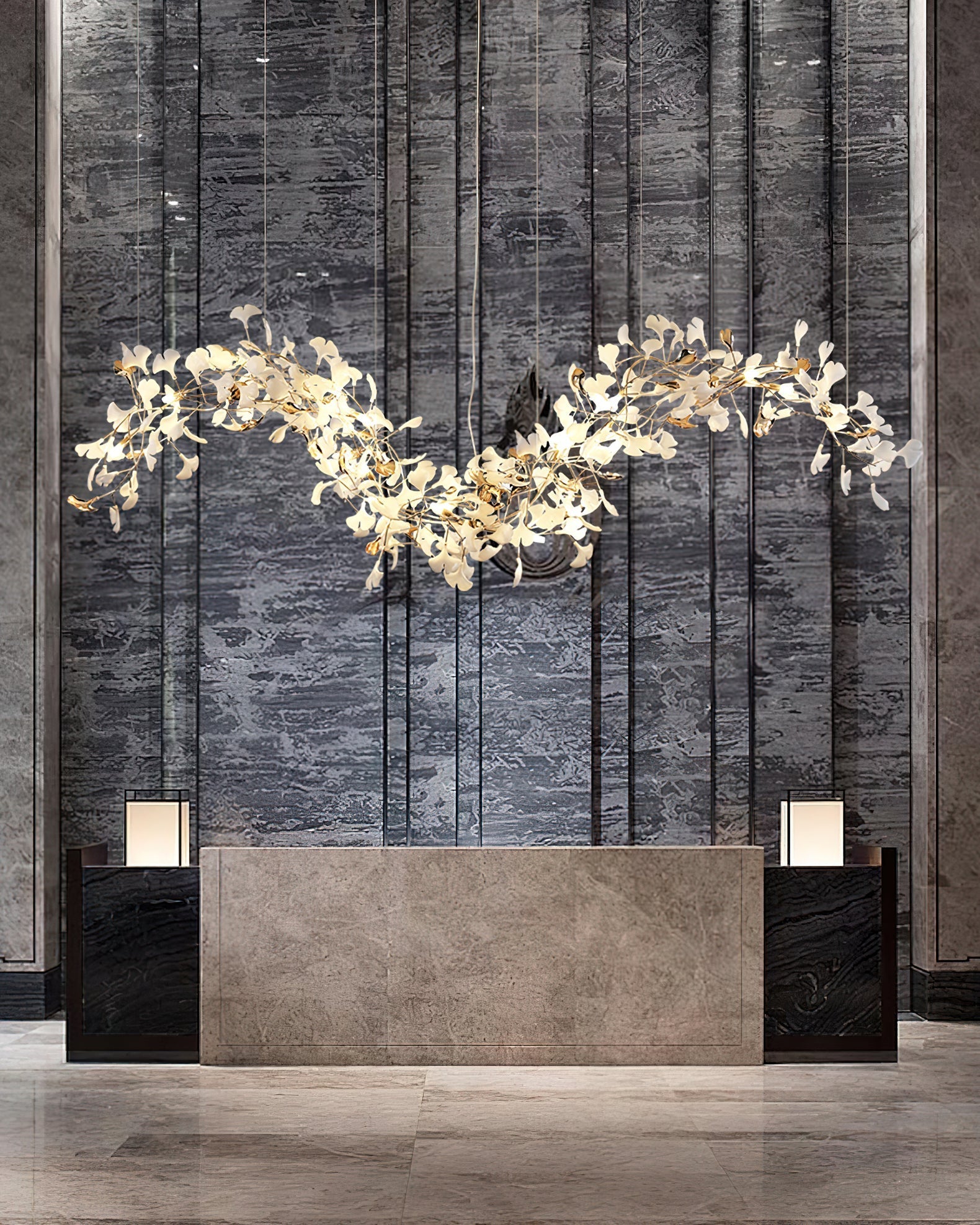ginkgo-tip-tlying-chandelier-anzaz-White Lampbody + White Leaves-15