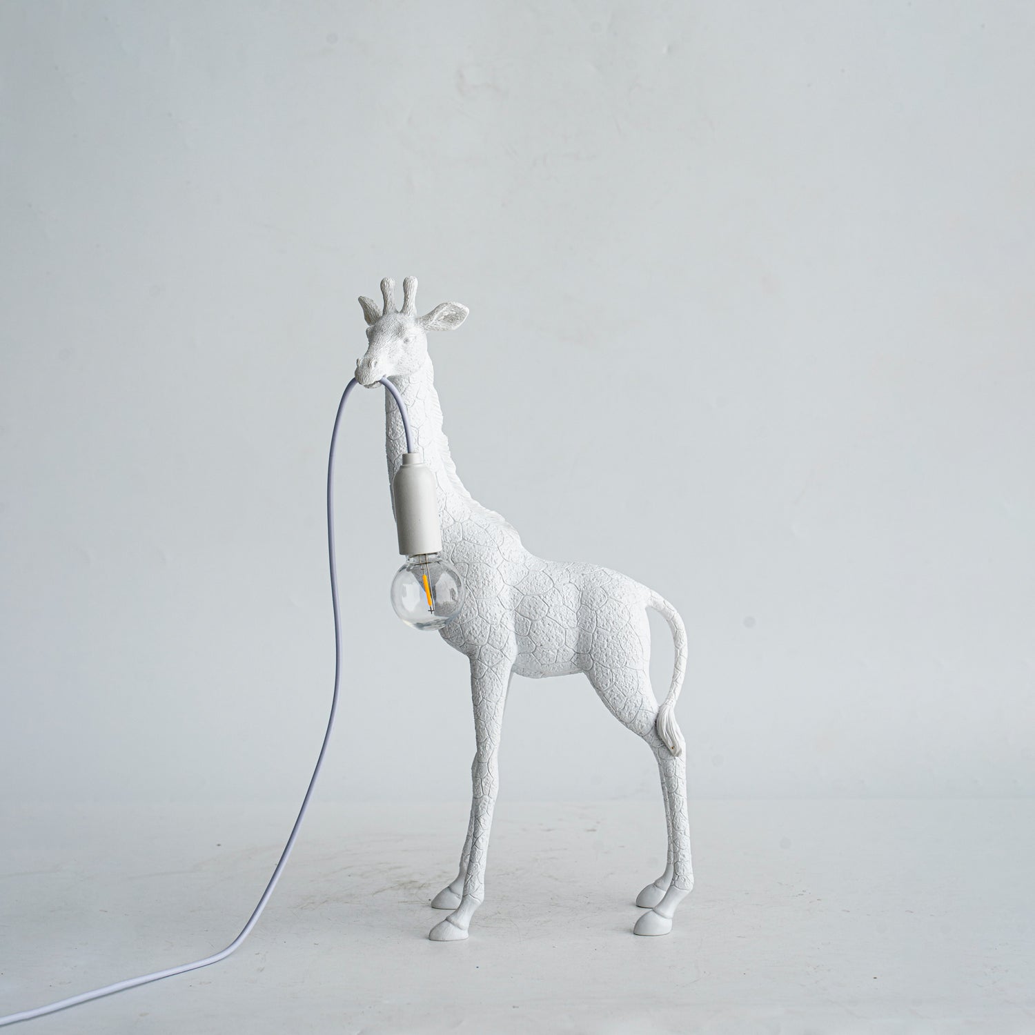 giraffe-royale-sculpture-floor-lamp-anzaz--59