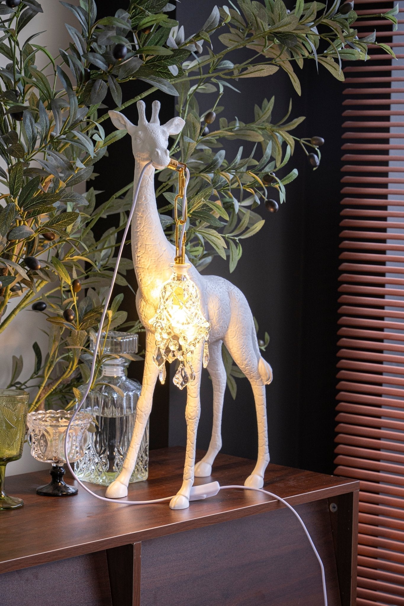 giraffe-royale-sculpture-floor-lamp-anzaz--38