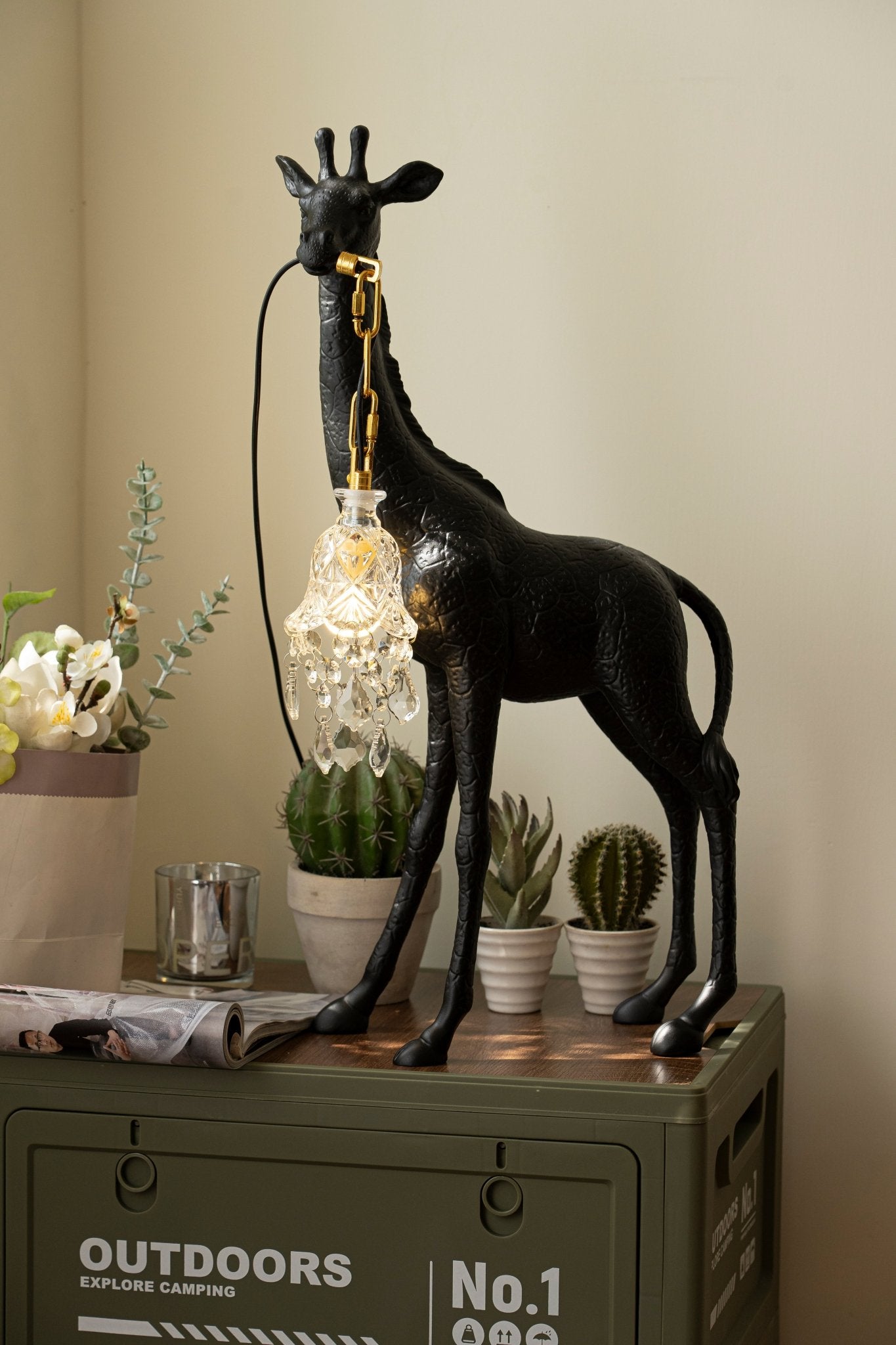 giraffe-royale-sculpture-floor-lamp-anzaz-Black-31