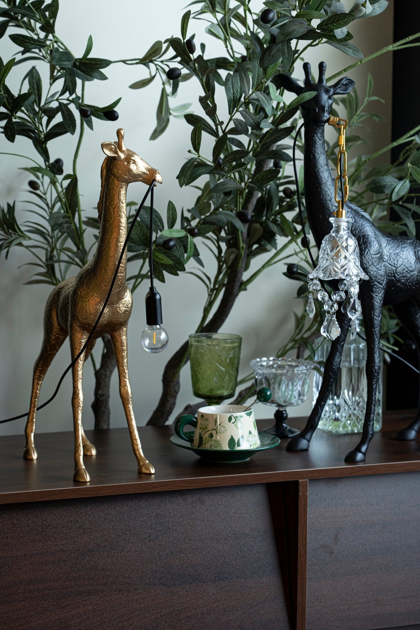 giraffe-royale-sculpture-floor-lamp-anzaz--39