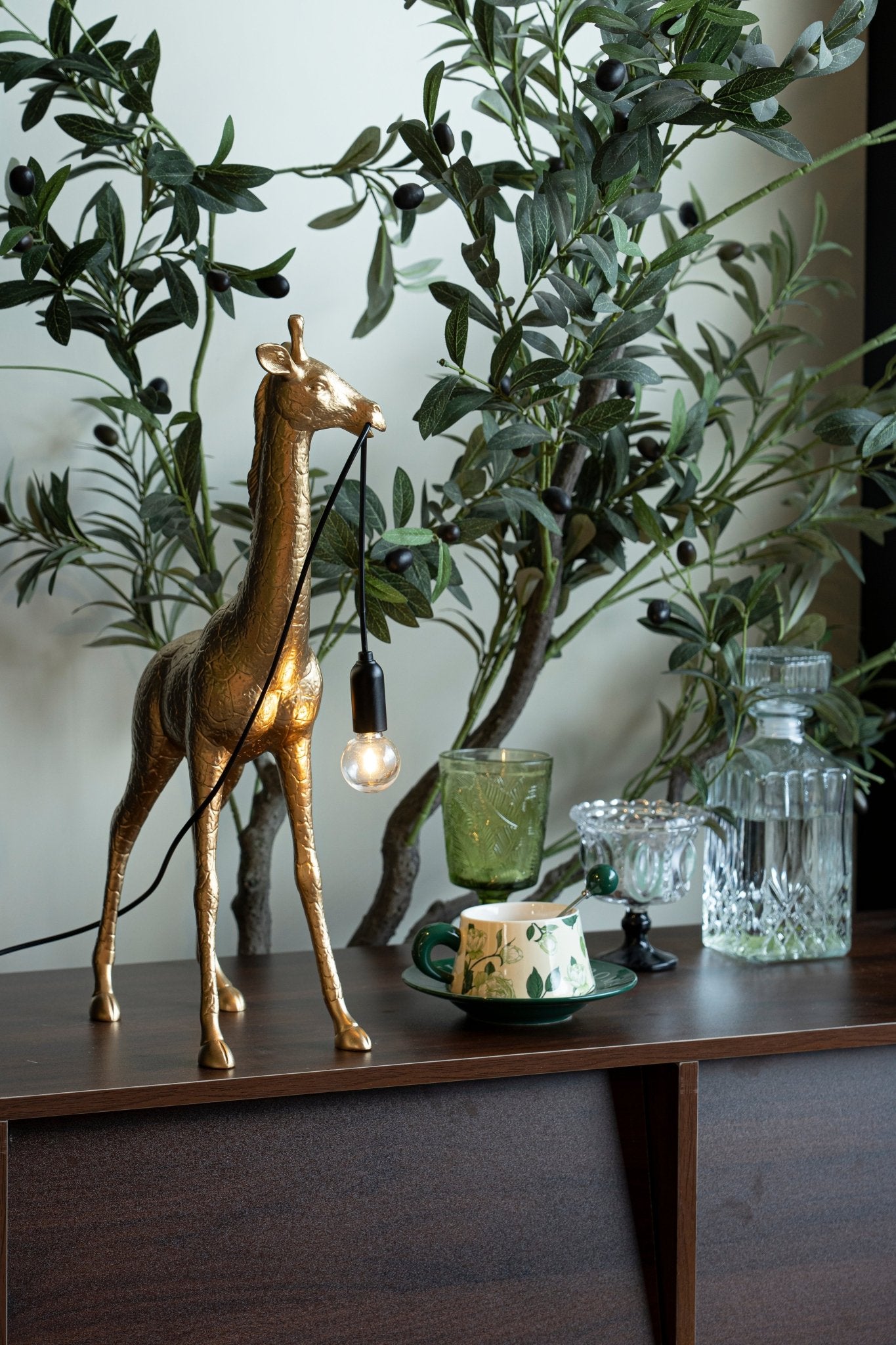 giraffe-royale-sculpture-floor-lamp-anzaz--42