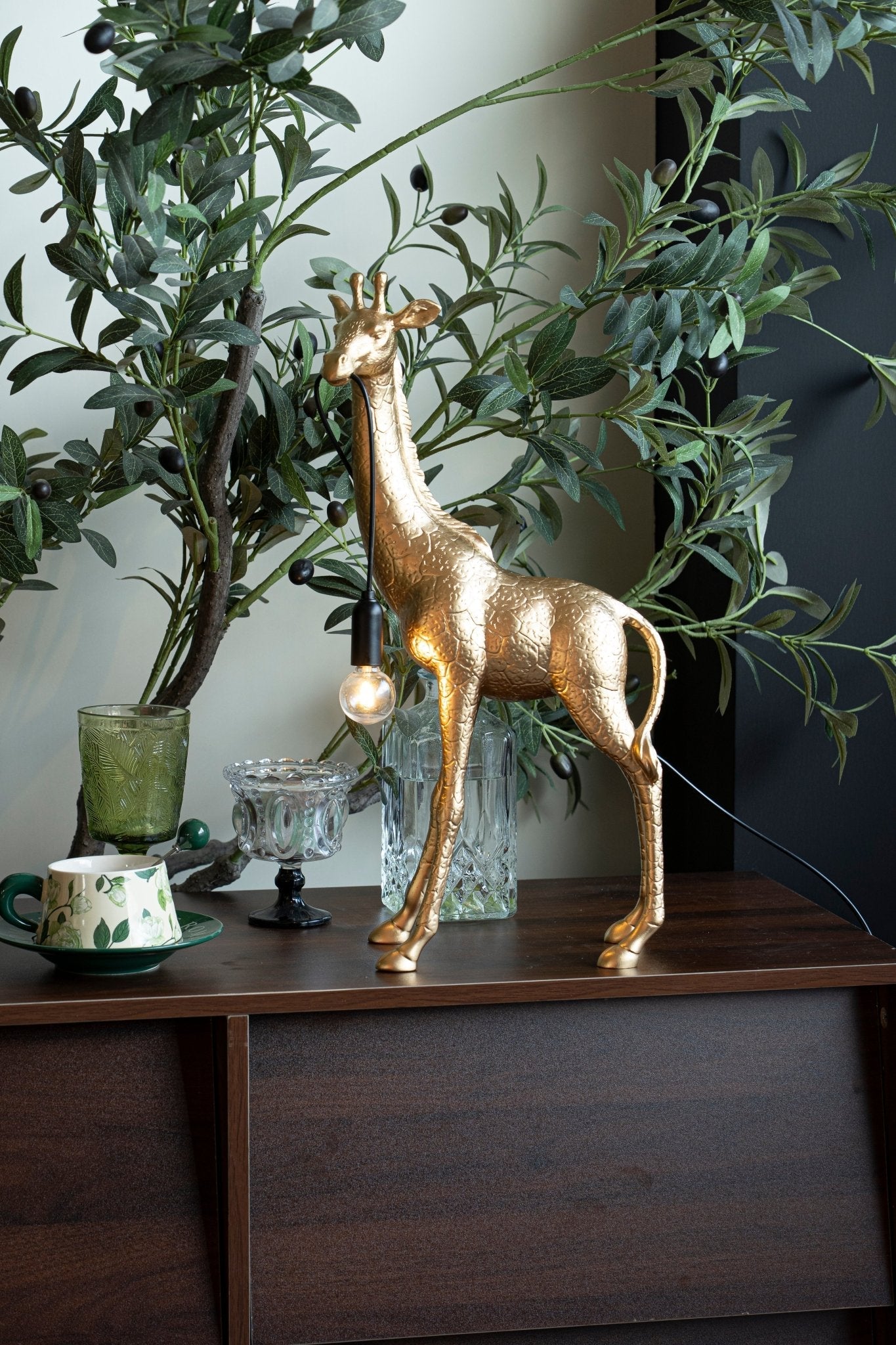 giraffe-royale-sculpture-floor-lamp-anzaz--55