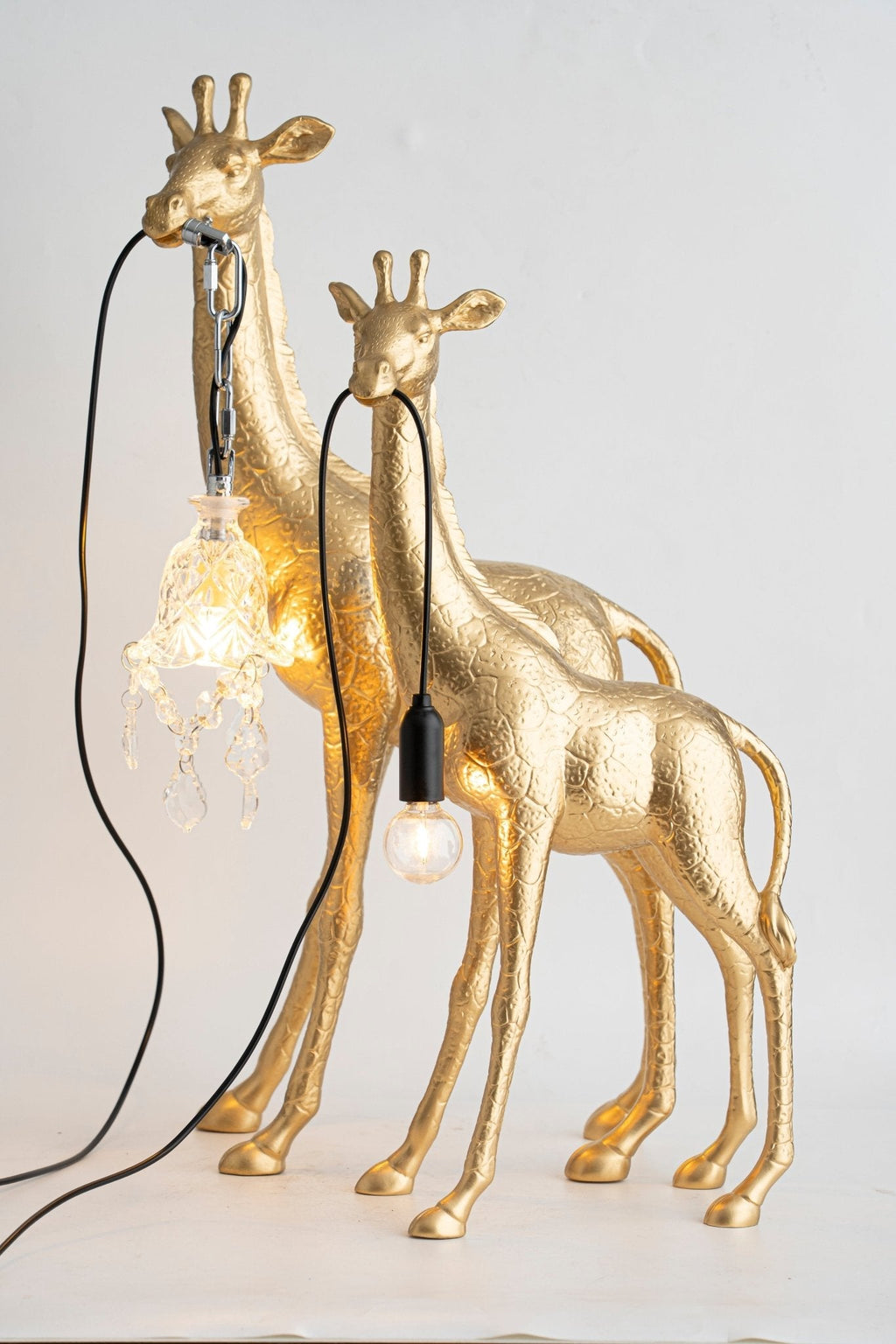 giraffe-royale-sculpture-floor-lamp-anzaz-White-26