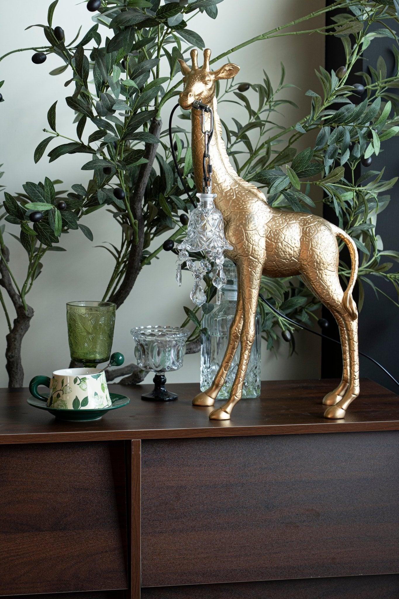giraffe-royale-sculpture-floor-lamp-anzaz--57