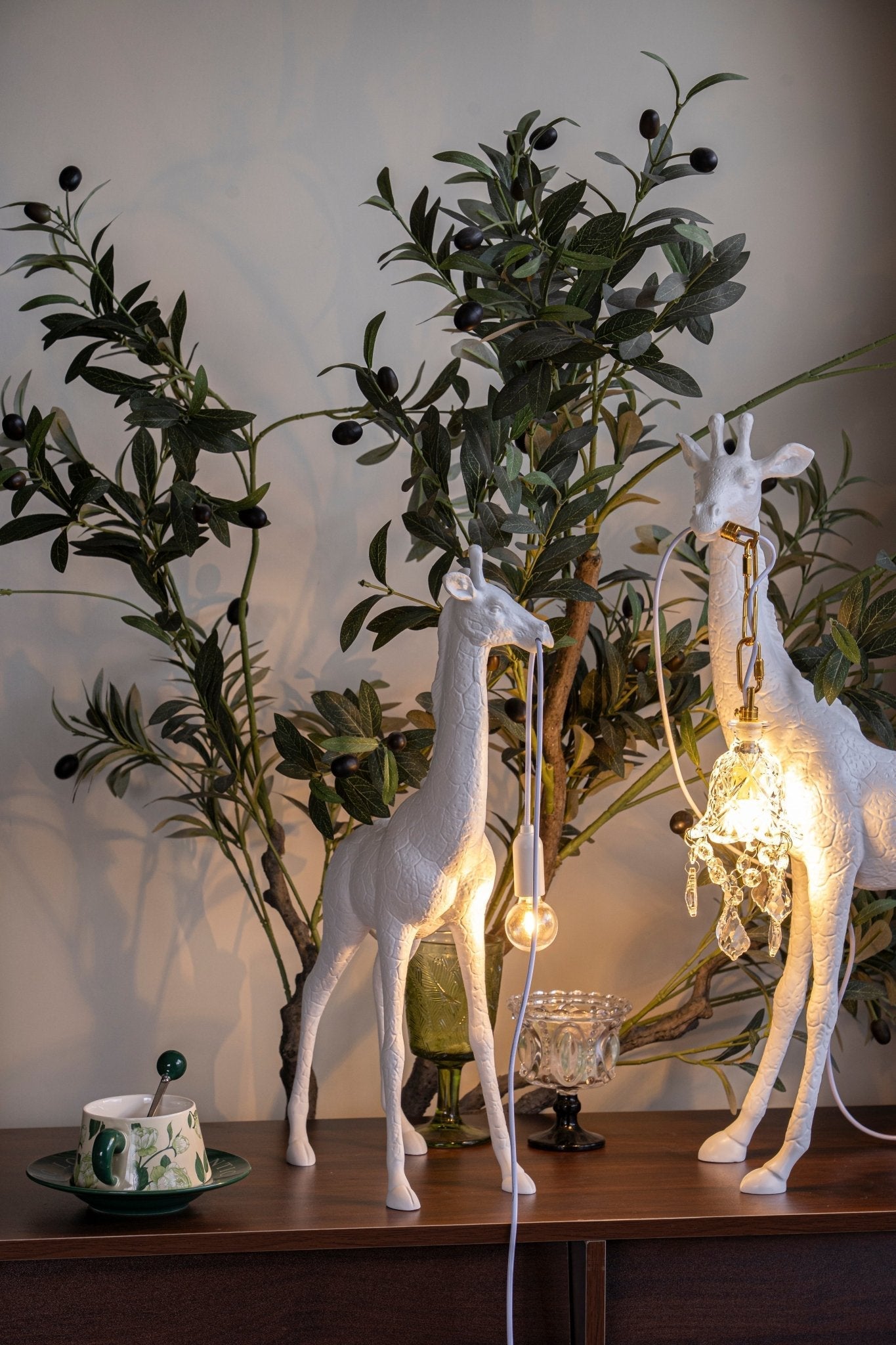 giraffe-royale-sculpture-floor-lamp-anzaz-Gold-34