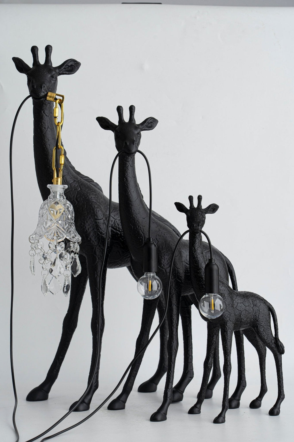 giraffe-royale-sculpture-floor-lamp-anzaz-Gold-24
