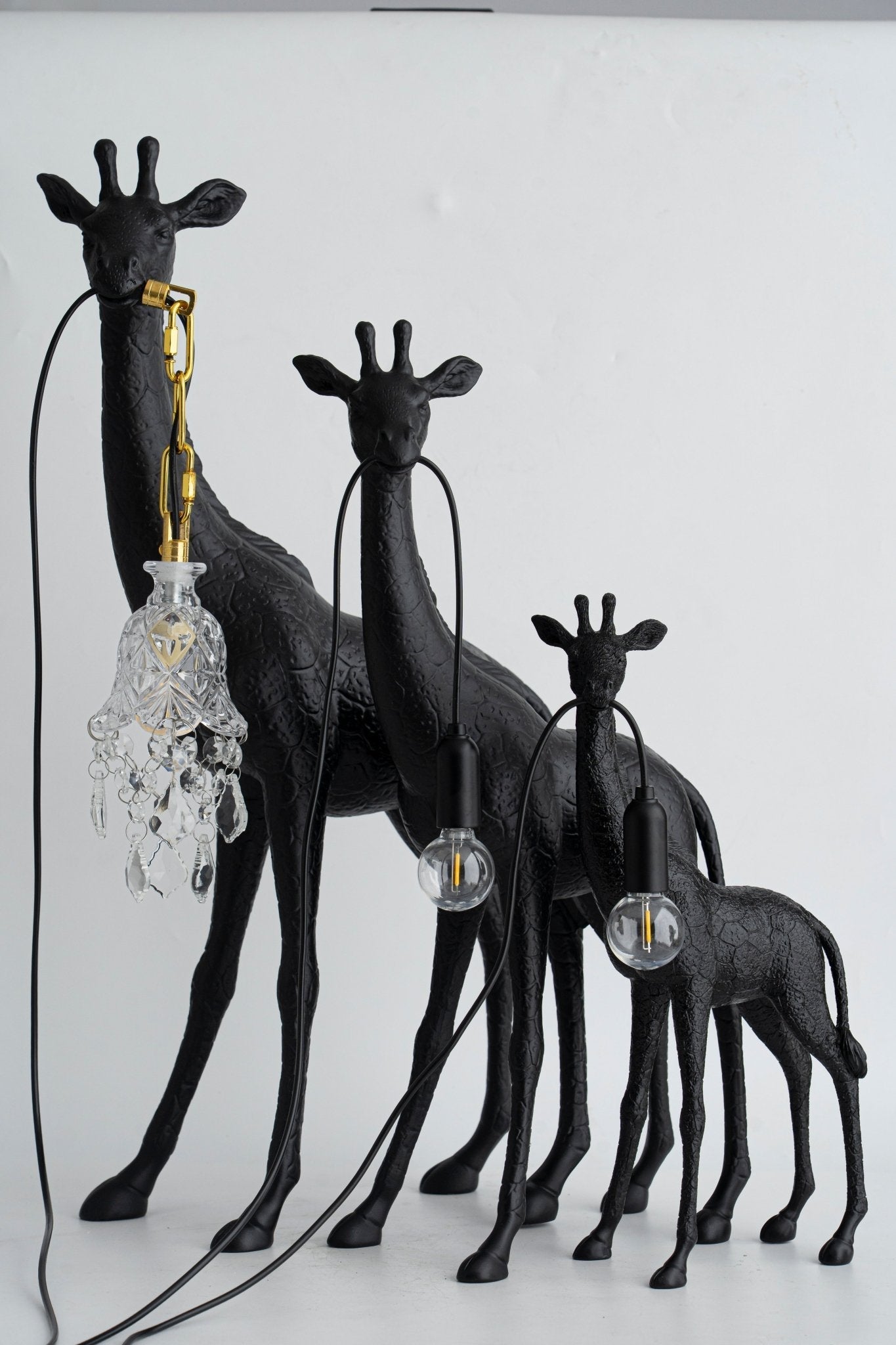 giraffe-royale-sculpture-floor-lamp-anzaz-Gold-24