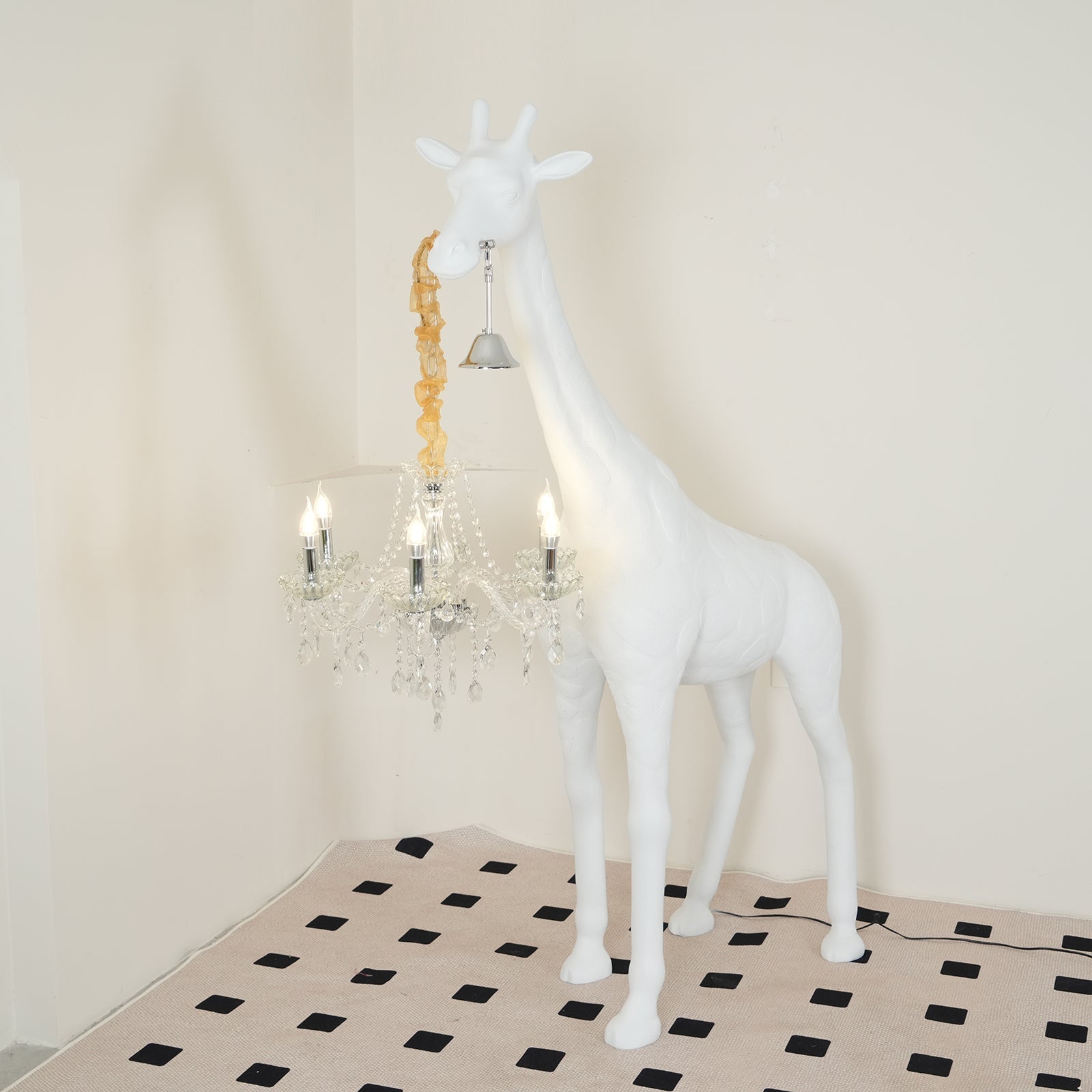 giraffe-sculpture-floor-lamp-anzaz-Black & Chrome lamp body-41