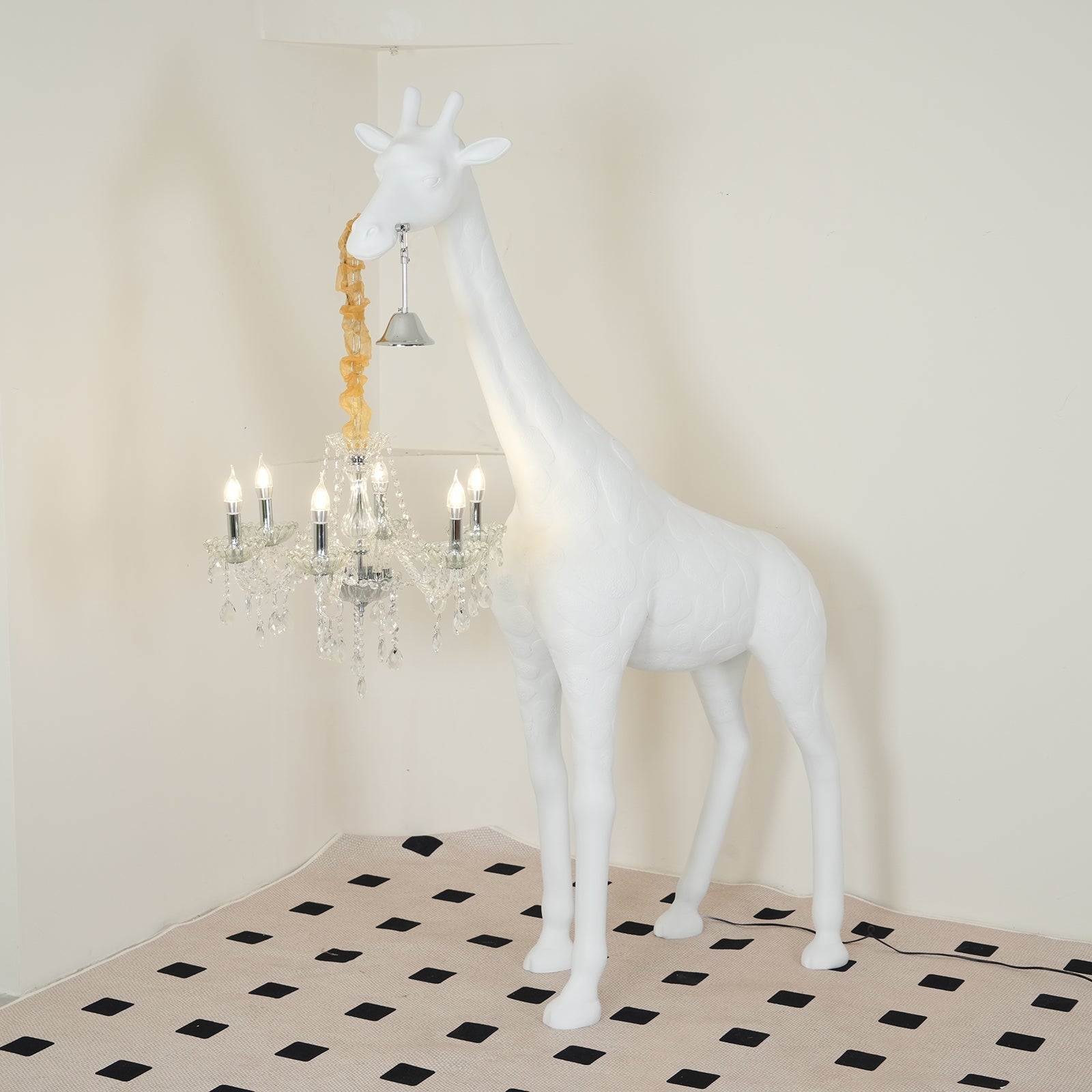giraffe-sculpture-floor-lamp-anzaz-Black & Gold lamp body-32