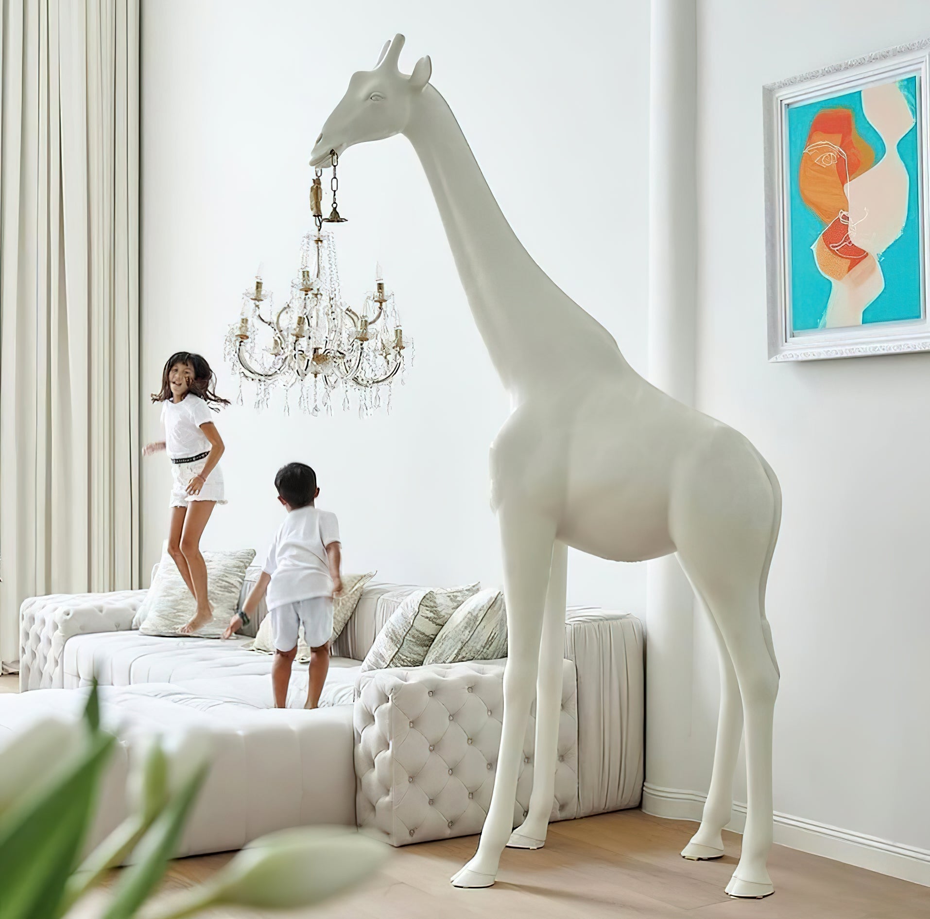 giraffe-sculpture-floor-lamp-anzaz-White & Chrome lamp body-35