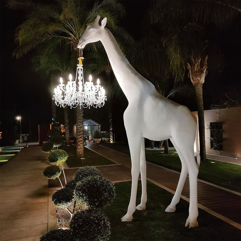 giraffe-sculpture-floor-lamp-anzaz-White & Gold lamp body-5