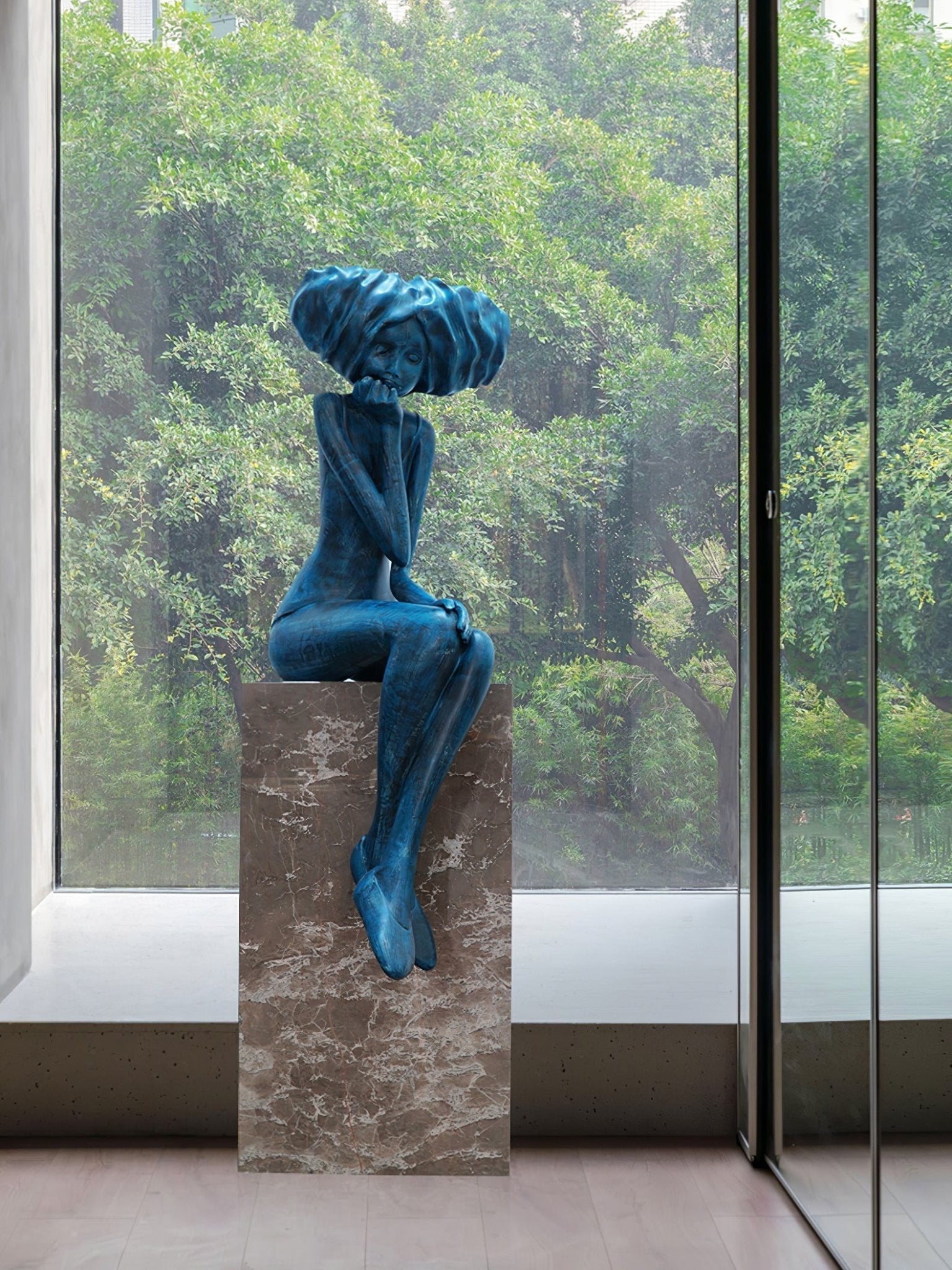 girl-meditate-sculpture-floor-lamp-anzaz-Red Model / Metal Base-6